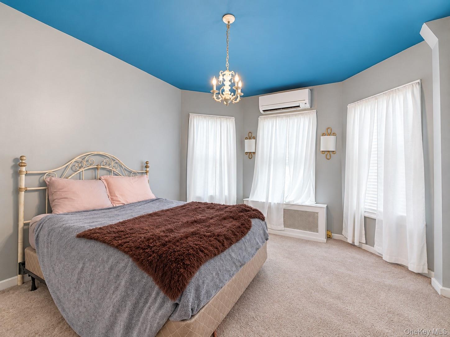 108 Soundview Street – For Sale photo 13