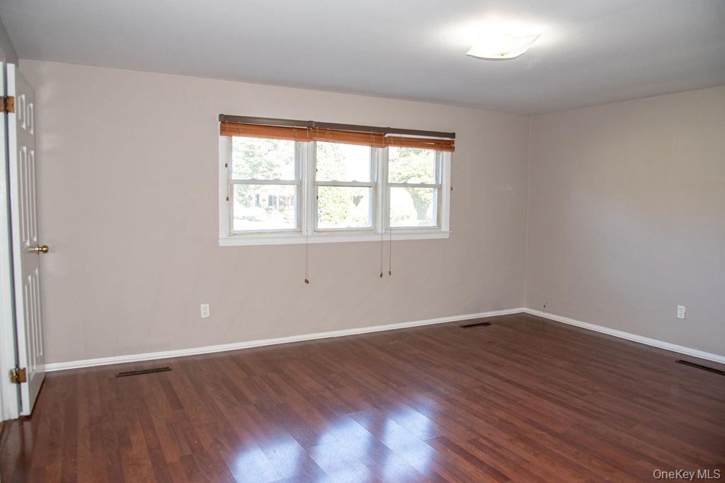 4 Robin Street – For Sale photo 15