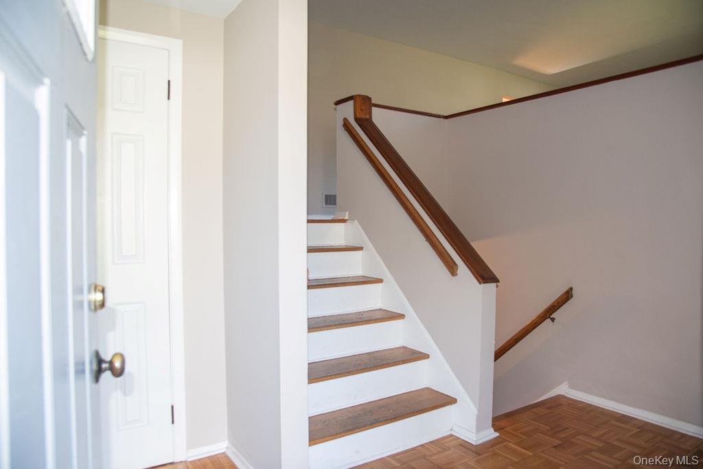 4 Robin Street – For Sale photo 4
