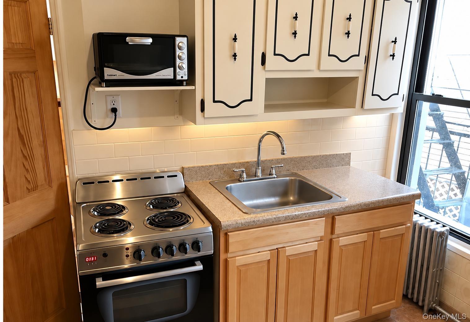 264 Driggs Avenue, Unit 2R photo 2