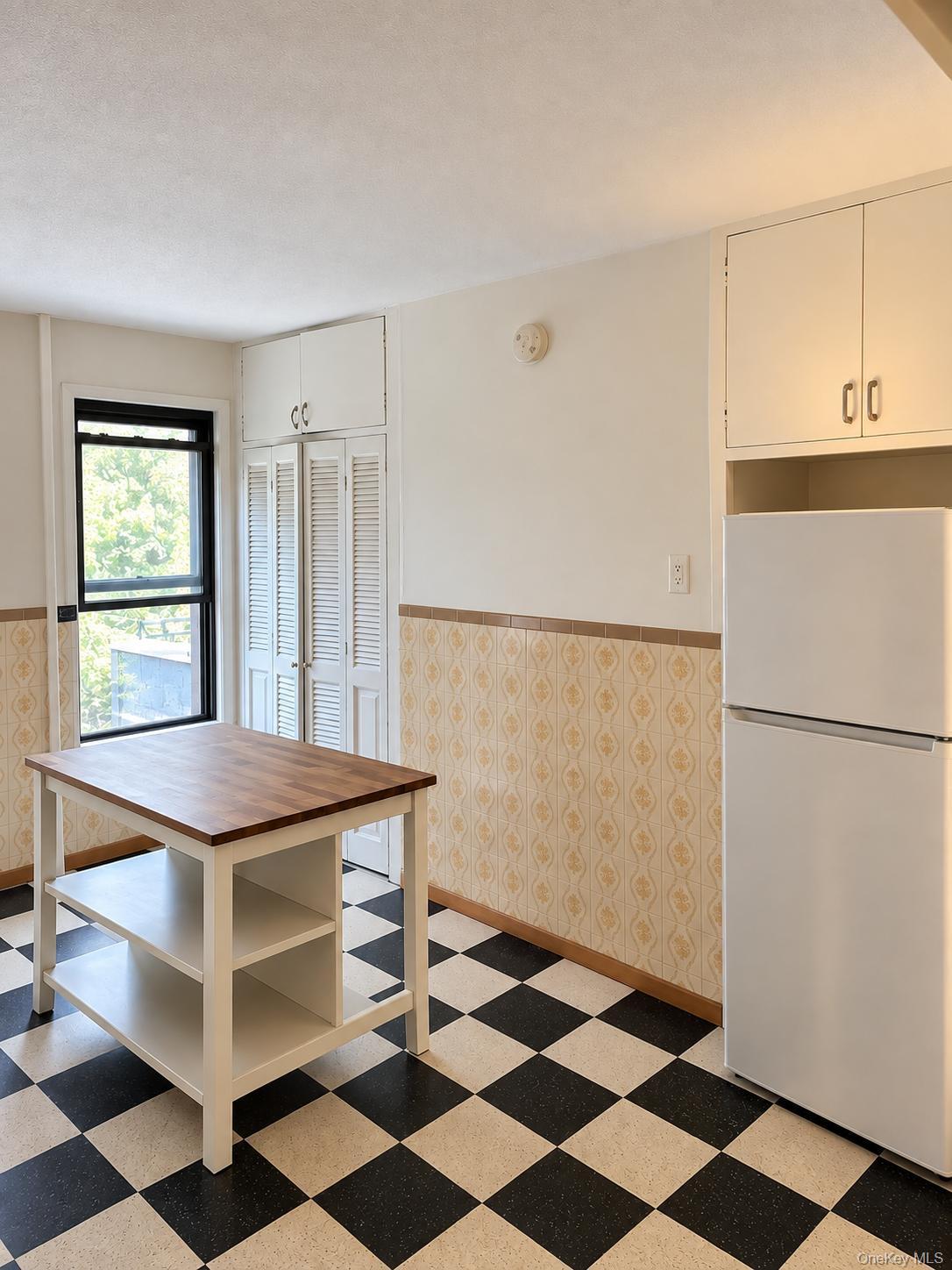 264 Driggs Avenue, Unit 2R photo 3