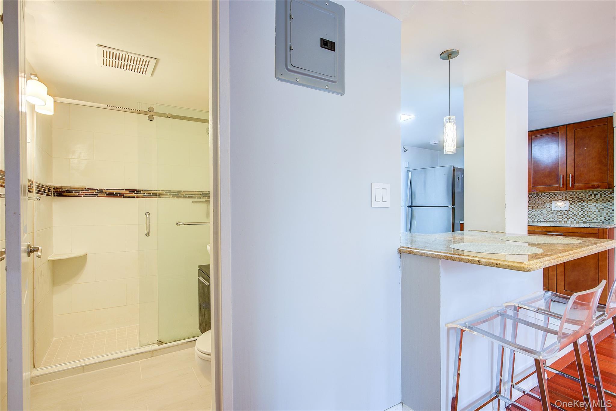 110-20 71 Avenue, Unit 110 photo 15
