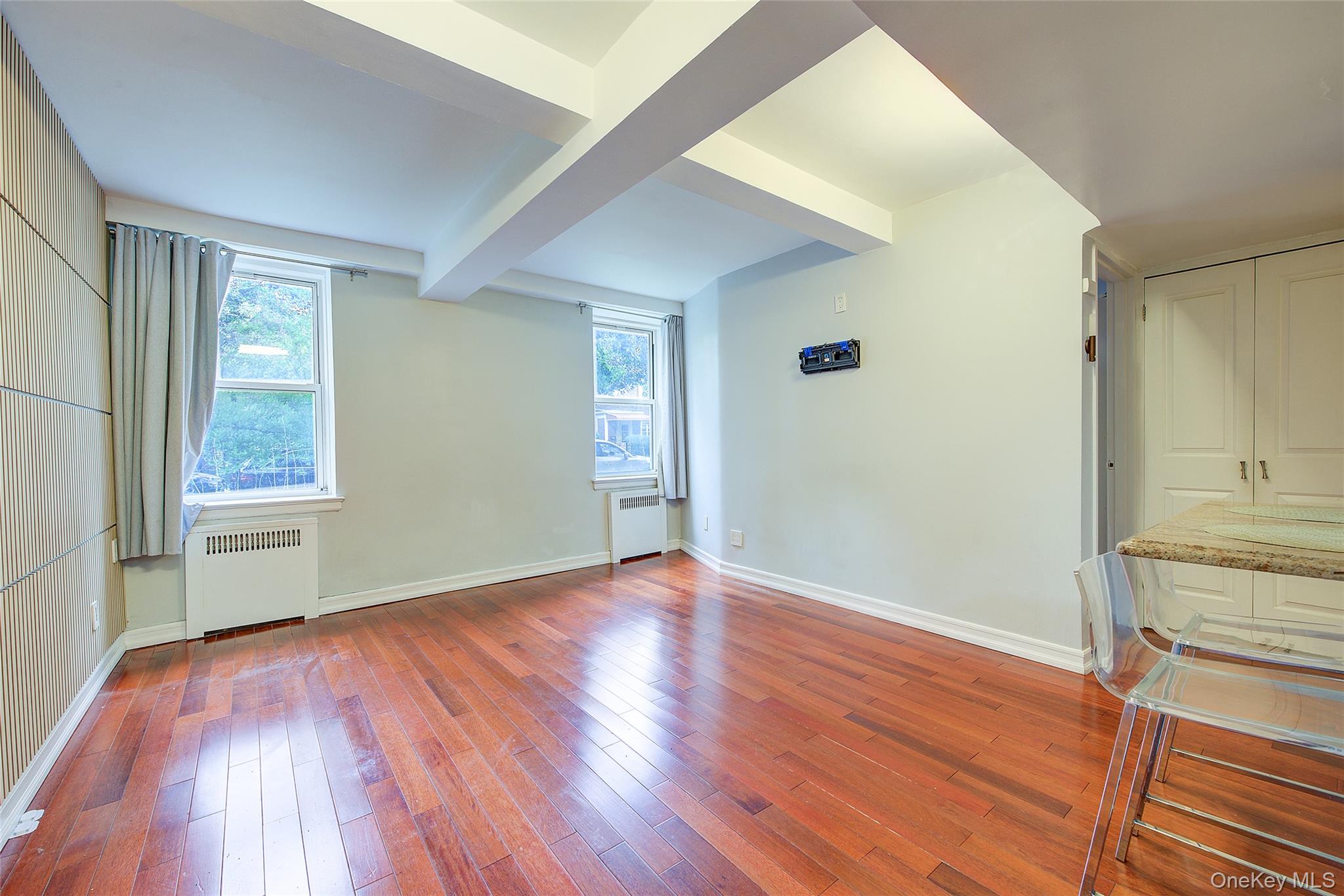 110-20 71 Avenue, Unit 110 photo 2