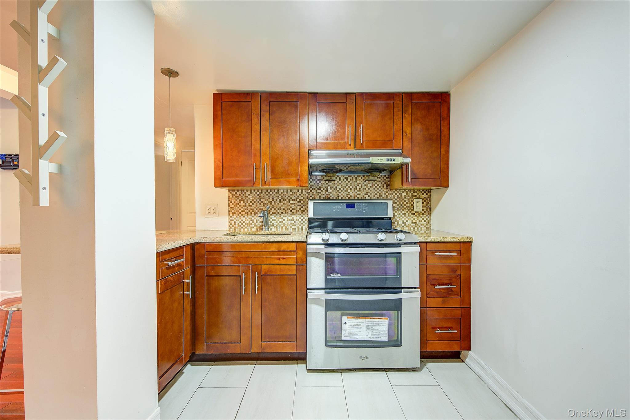 110-20 71 Avenue, Unit 110 photo 13