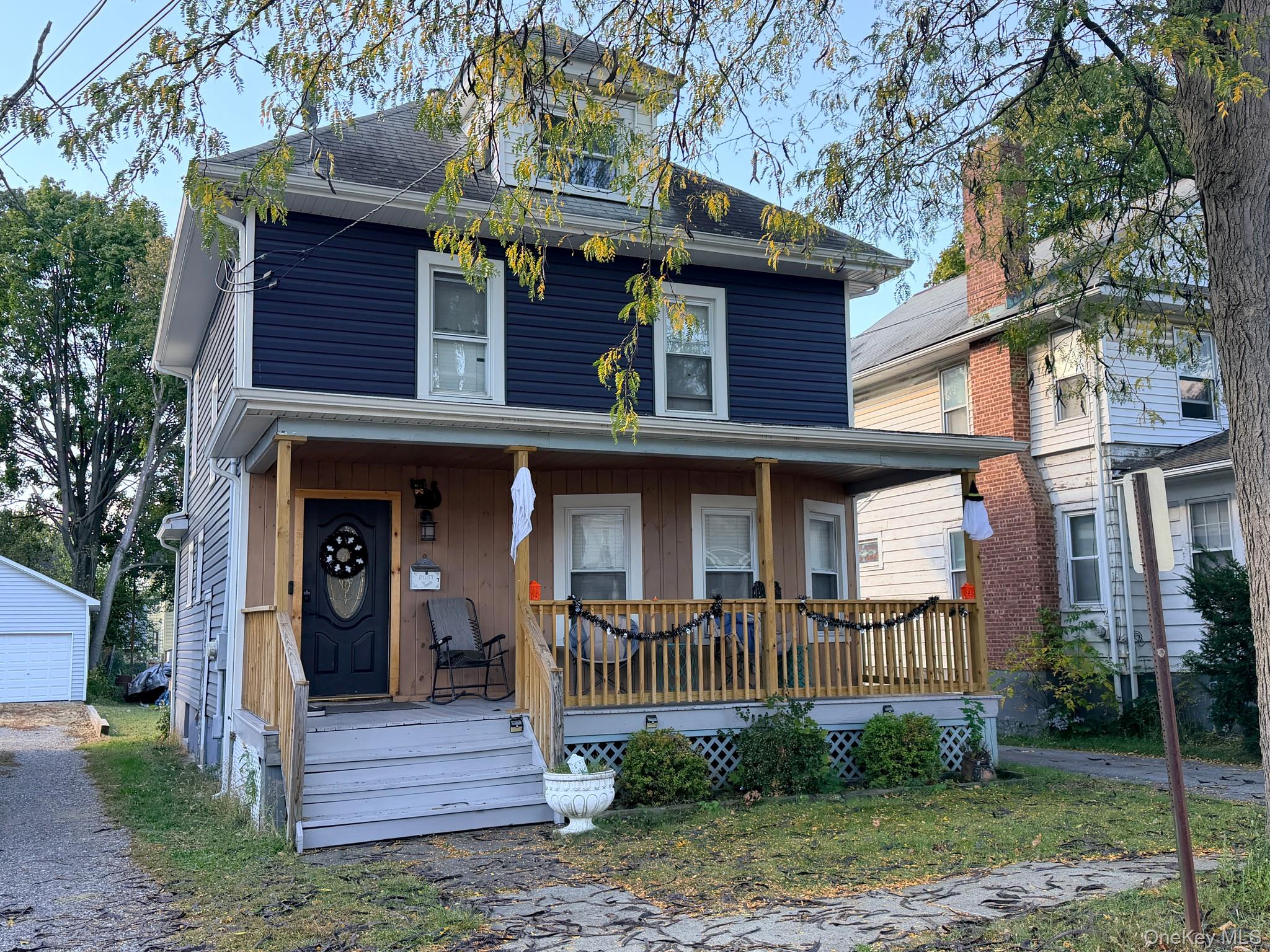 7 Lewis Avenue – For Sale photo 2