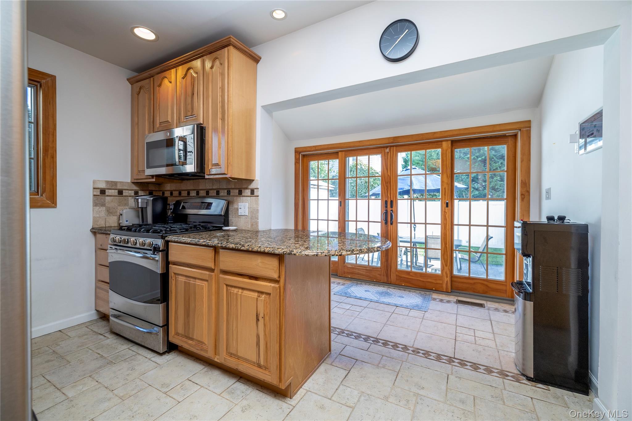 129 Southard Avenue – For Sale photo 9