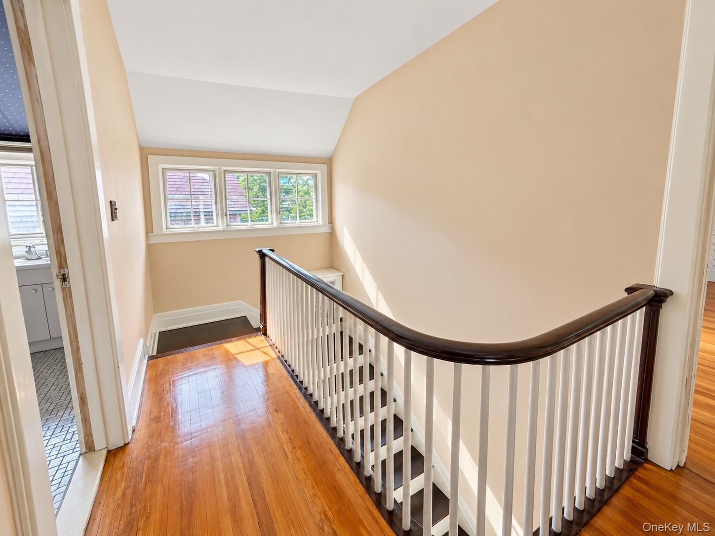 2 Ivy Close – For Sale photo 29