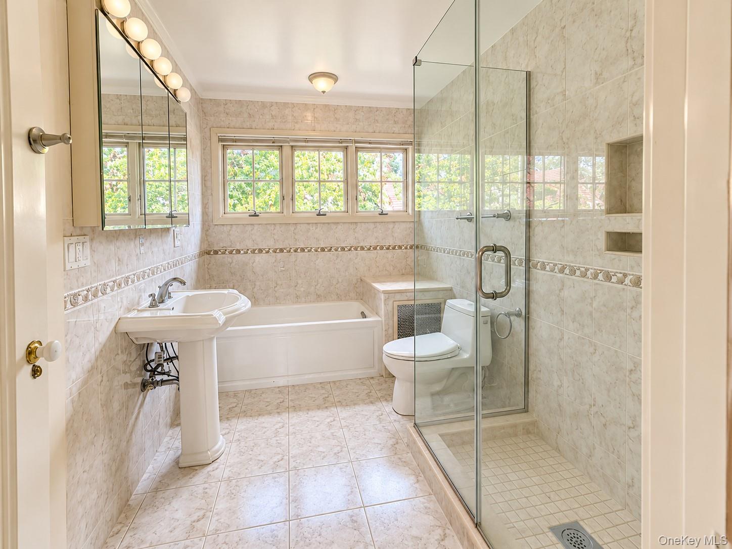 2 Ivy Close – For Sale photo 19