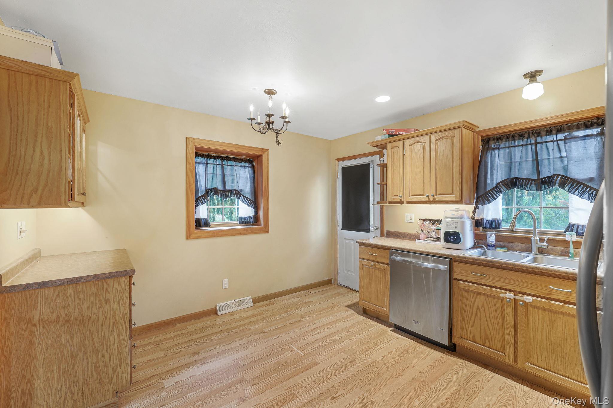 5 Quaker Hill Drive – For Sale photo 29