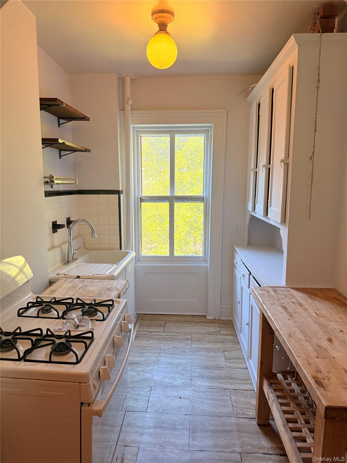 234 Carlton Avenue – For Rent photo 5
