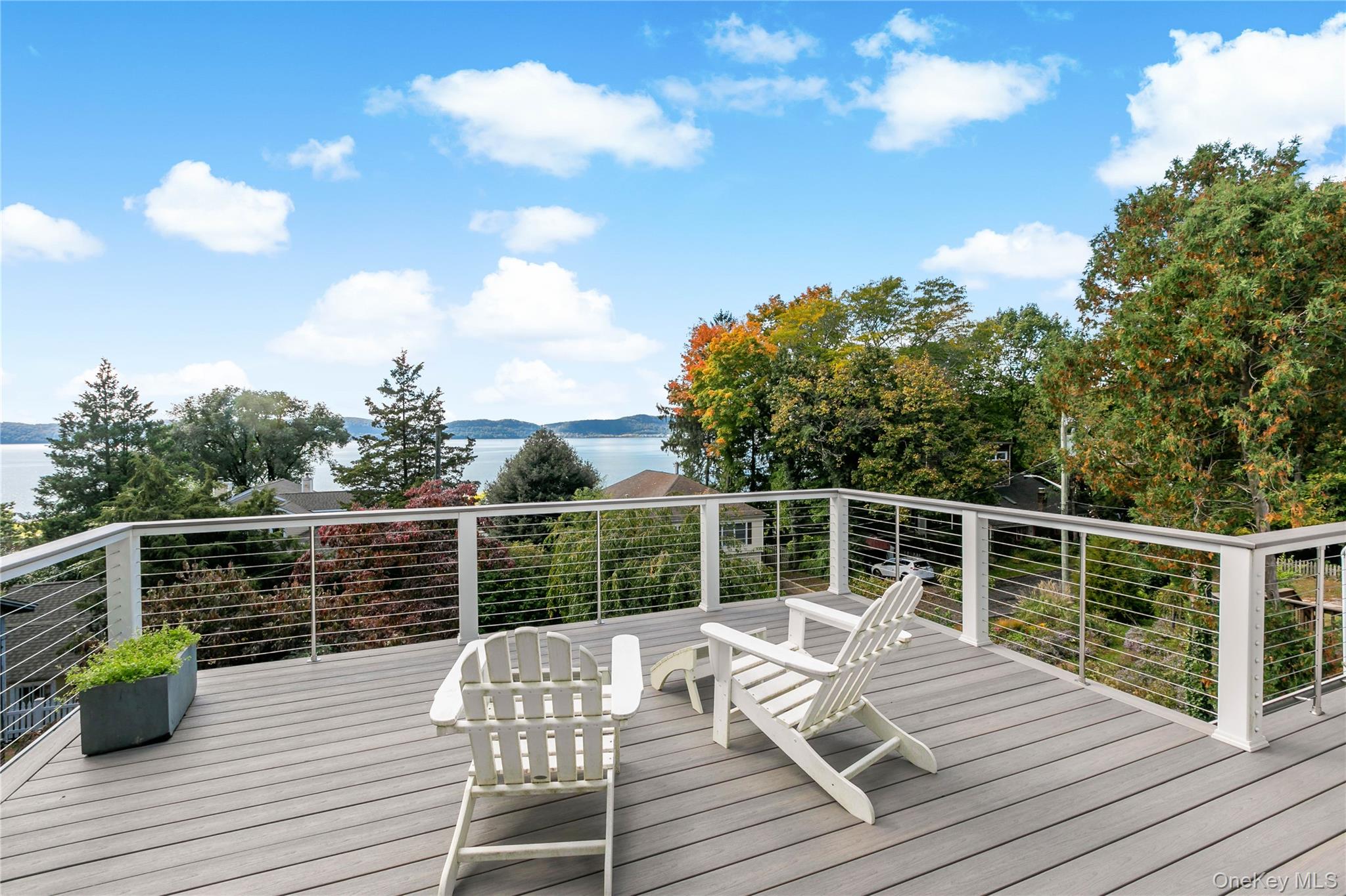 8 Hamilton Avenue – For Sale photo 2