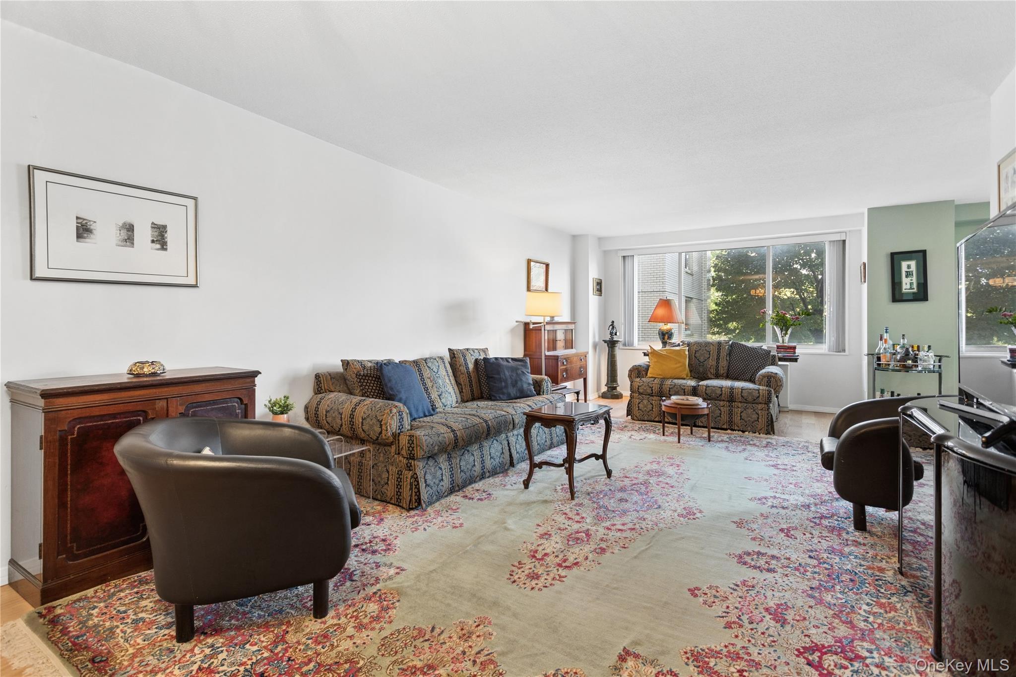 3333 Henry Hudson Parkway, Unit 2A photo 2
