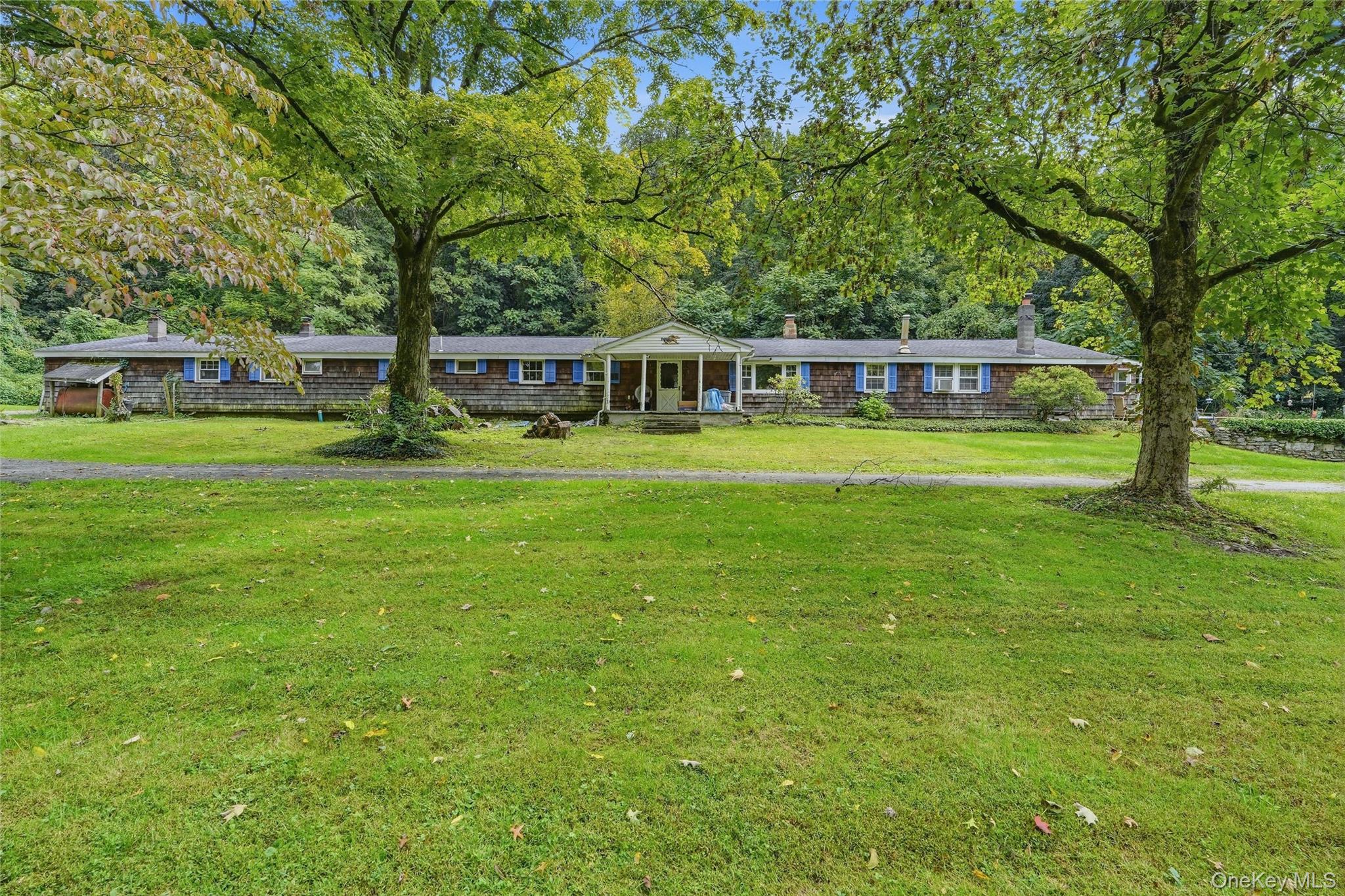 5 Douglas Drive – For Sale