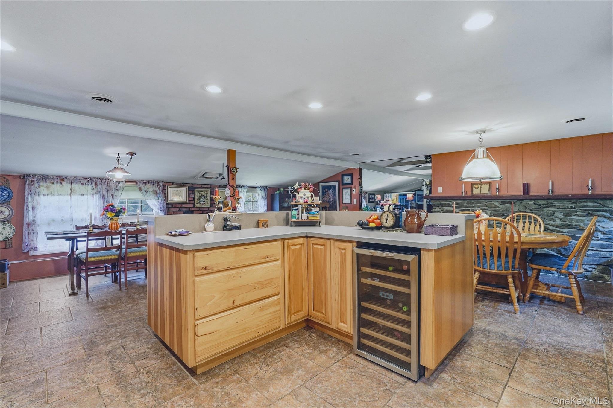 5 Douglas Drive – For Sale photo 16