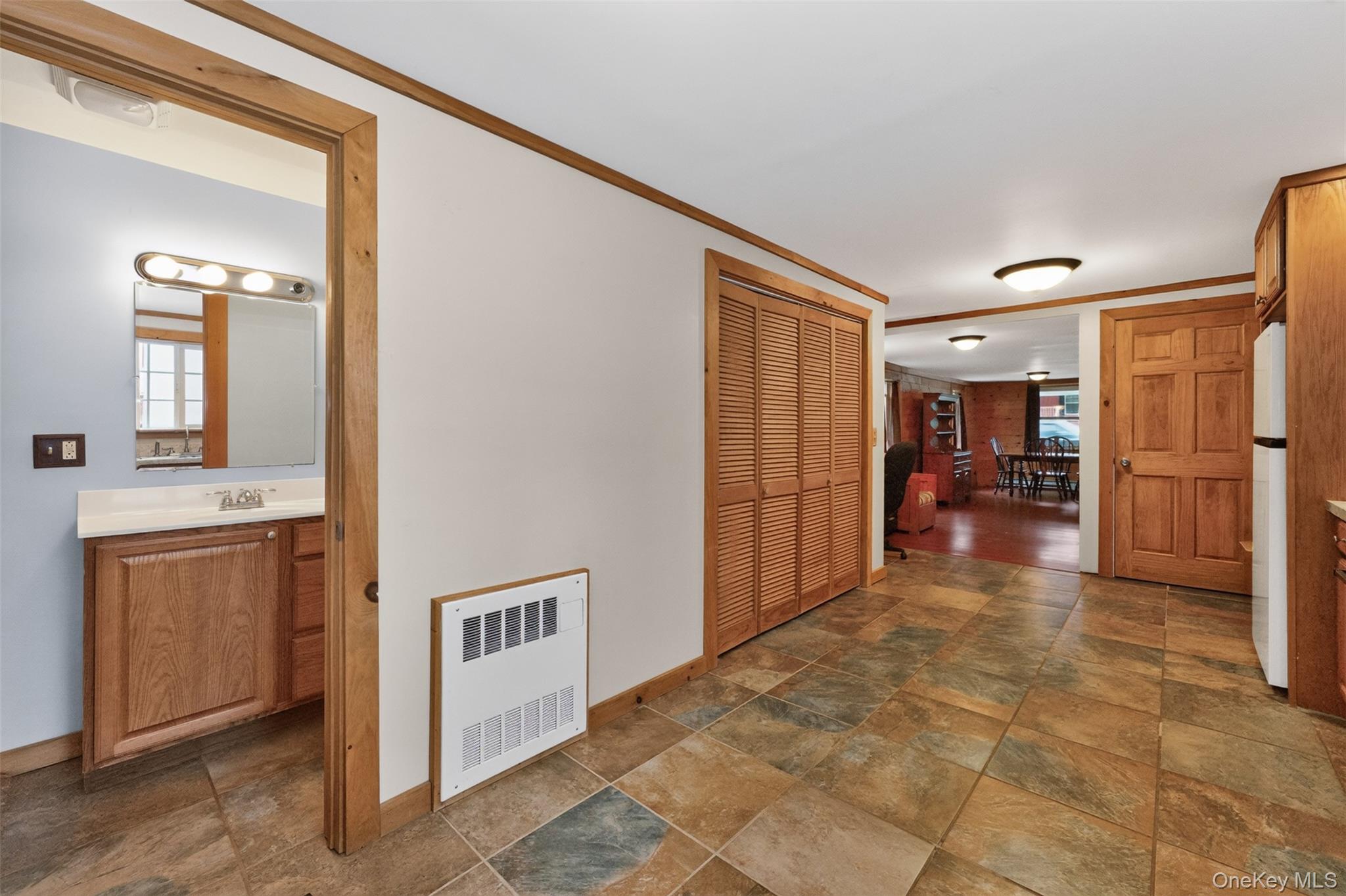 14601 Main Street – For Sale photo 14