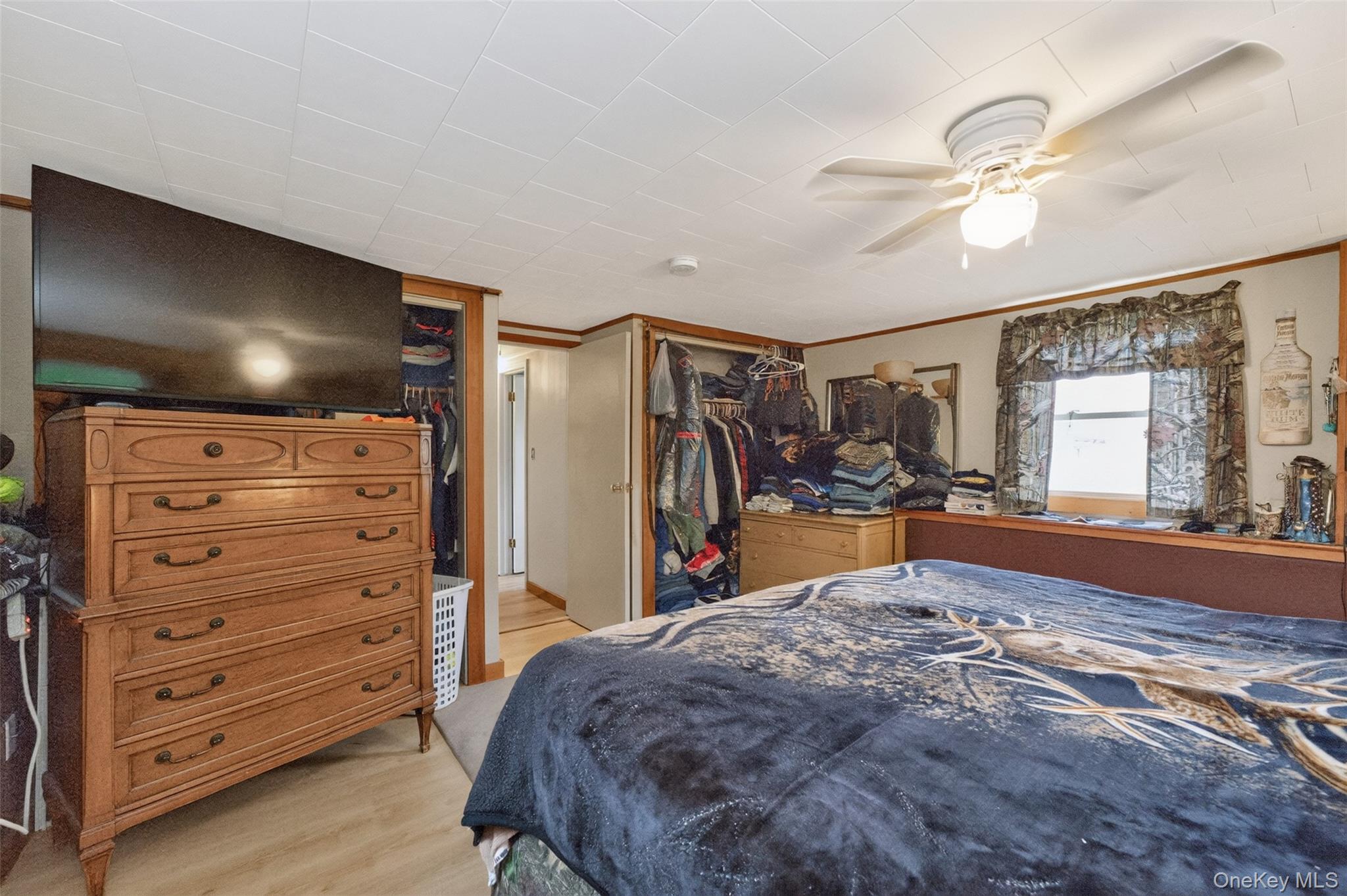 14601 Main Street – For Sale photo 16