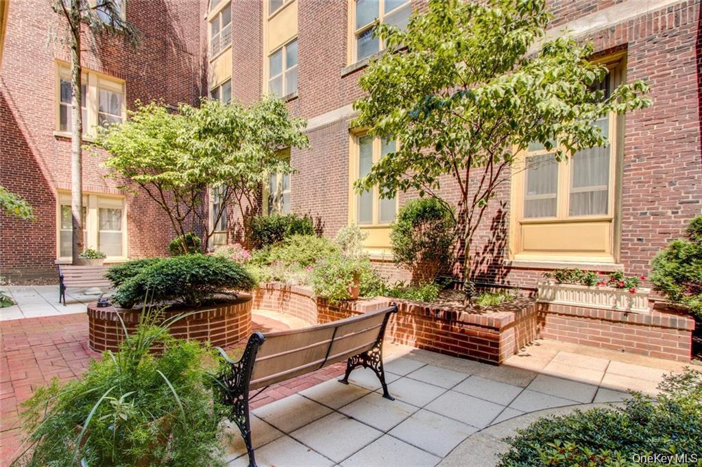 1250 North Avenue, Unit 202 photo 25