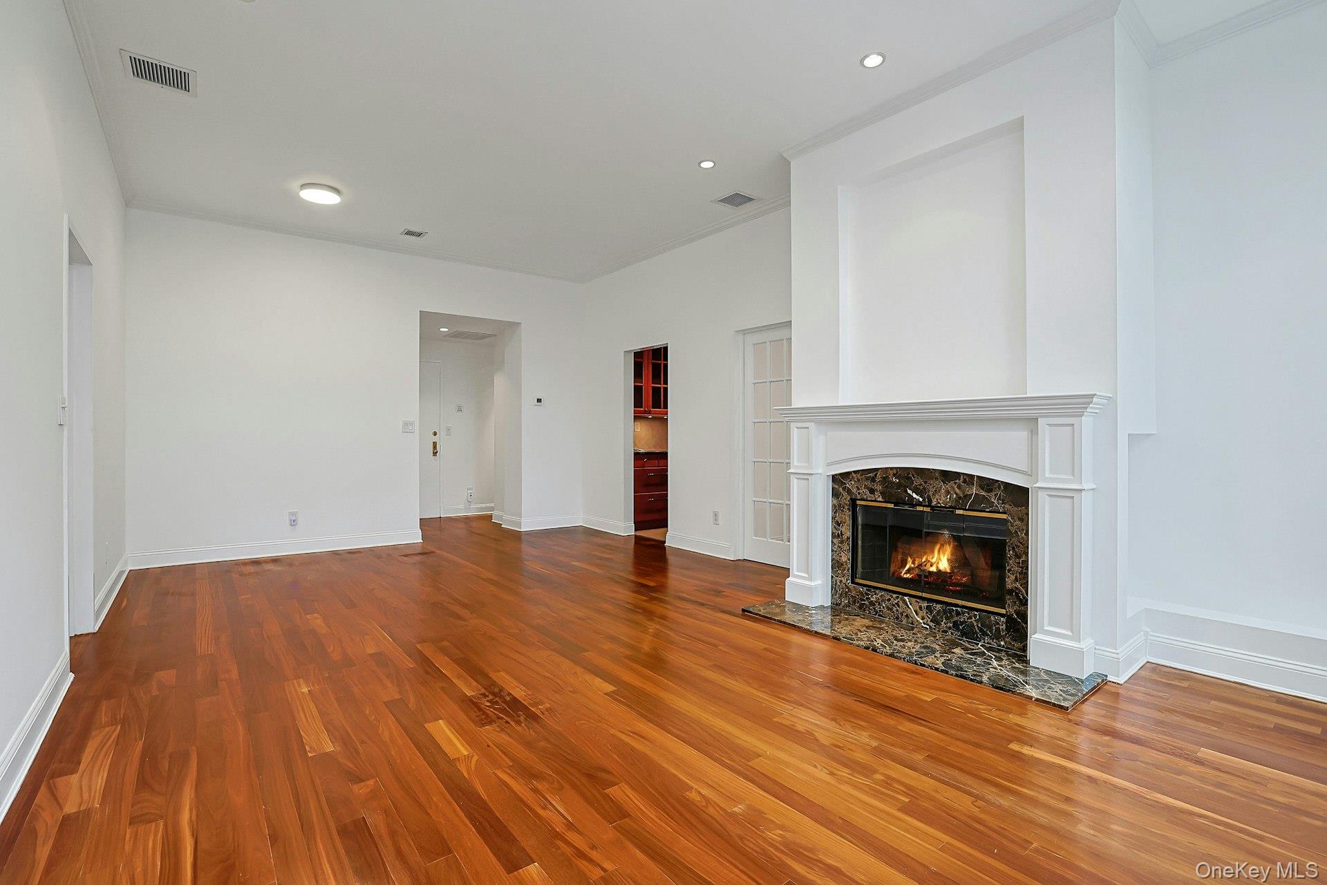 1250 North Avenue, Unit 202 photo 2