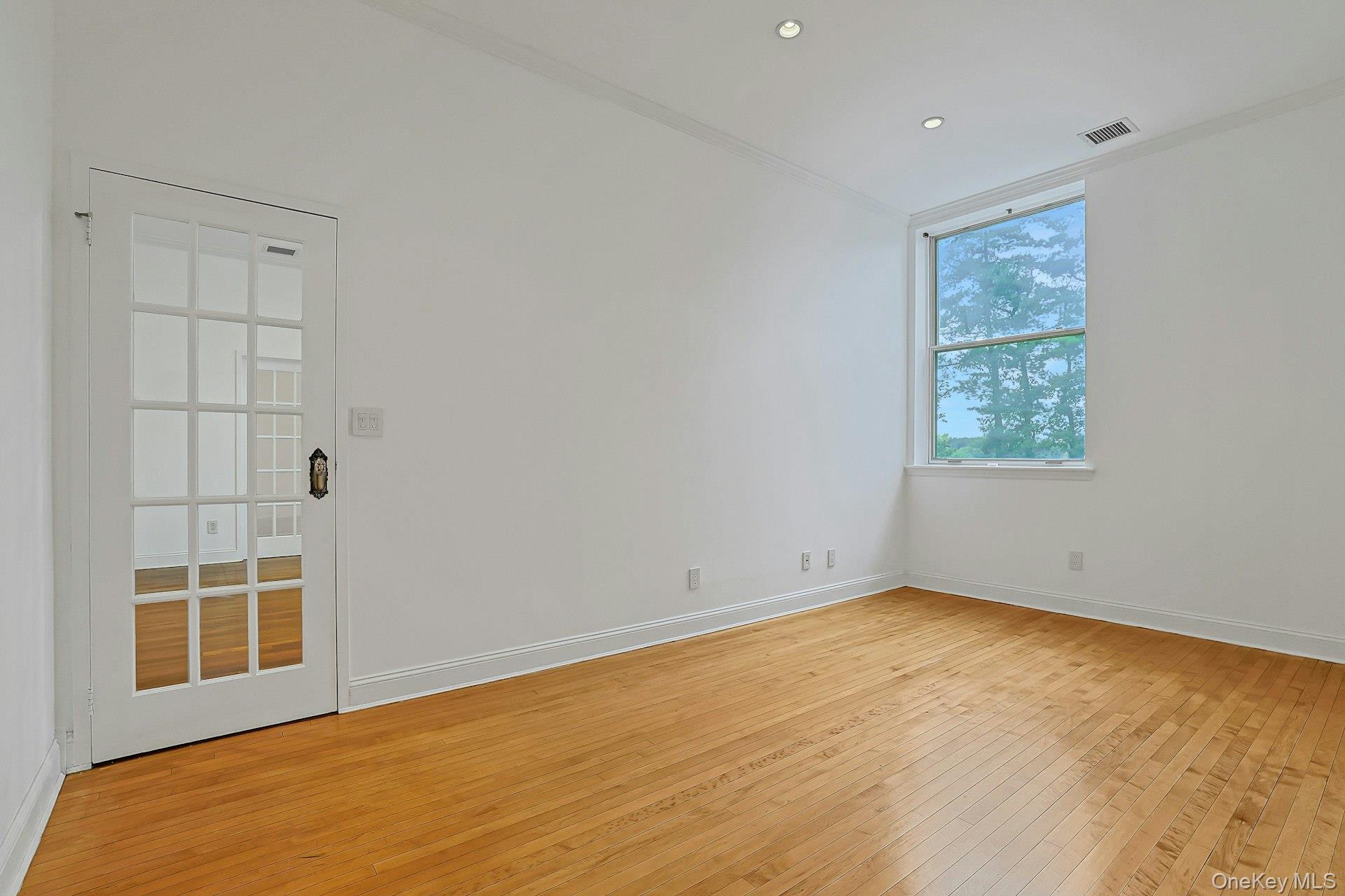 1250 North Avenue, Unit 202 photo 11