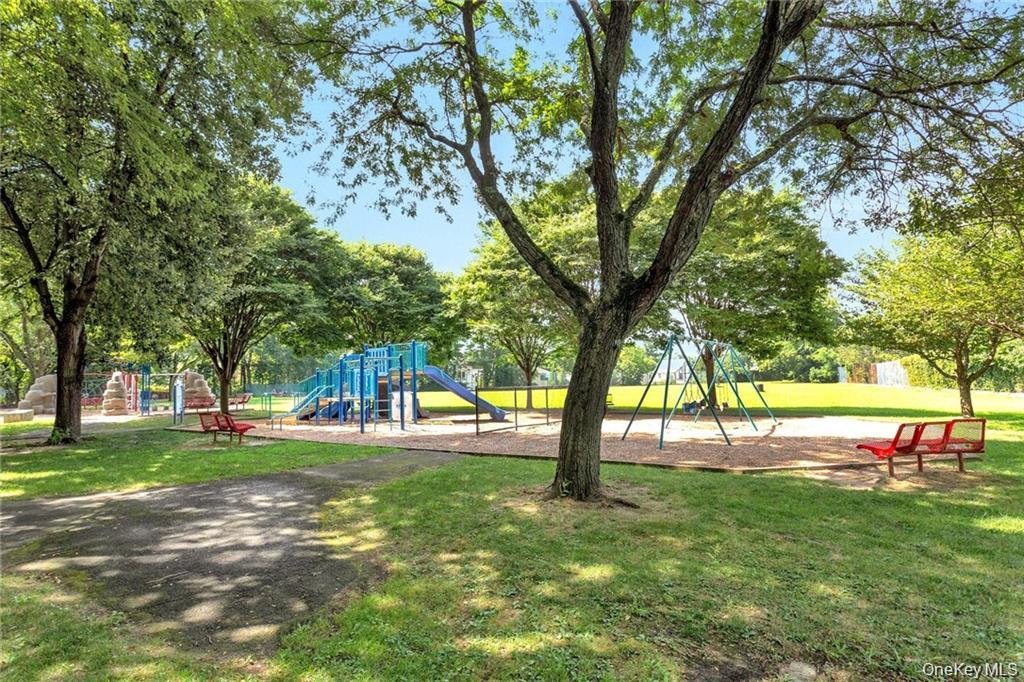 1250 North Avenue, Unit 202 photo 28