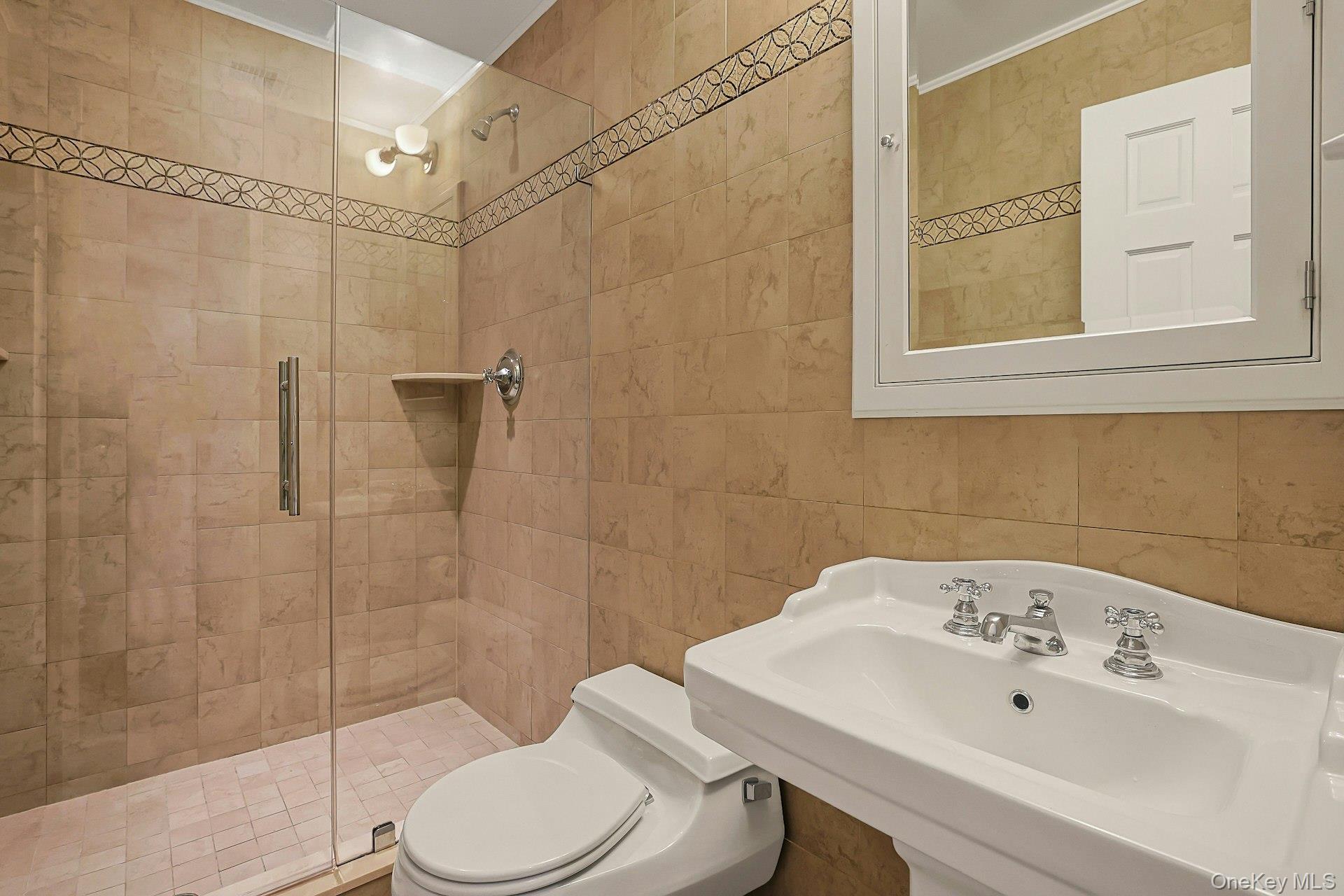 1250 North Avenue, Unit 202 photo 21