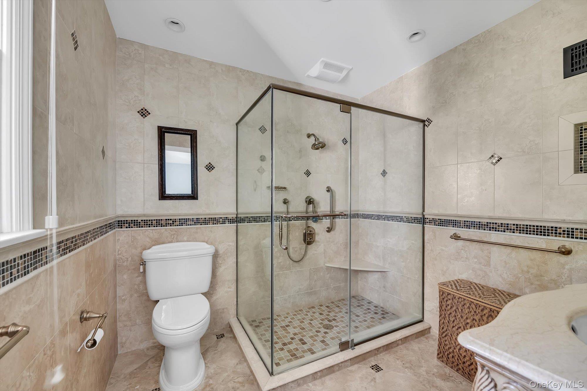 14 Oak Lane – For Rent photo 16