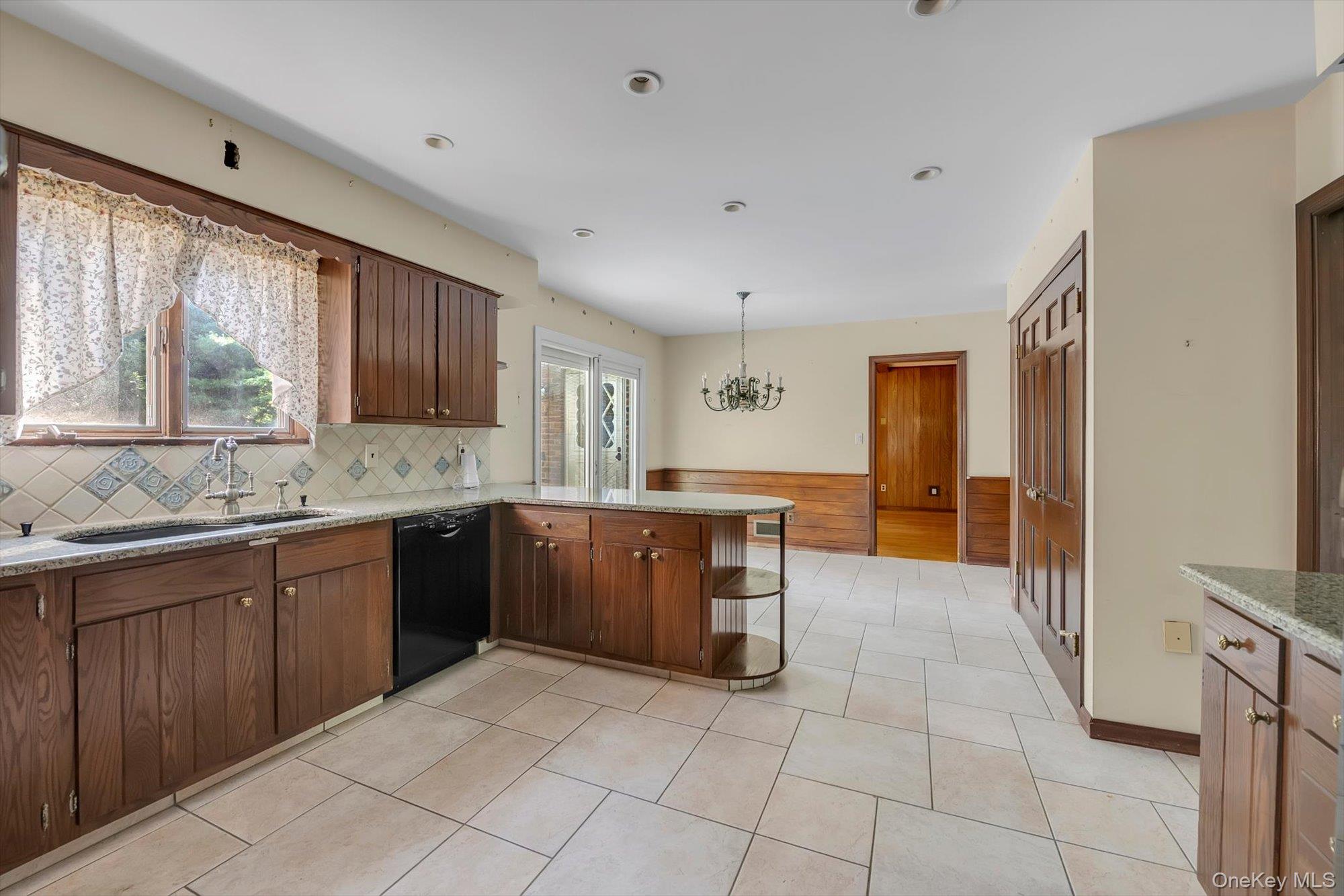 14 Oak Lane – For Rent photo 7