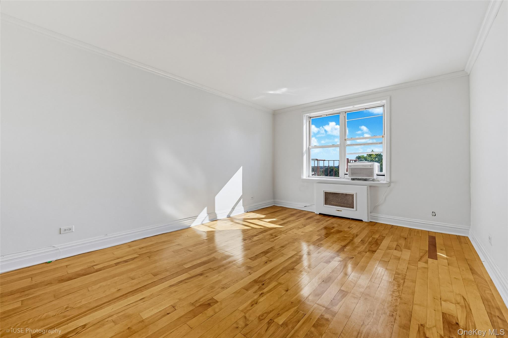 39-30 52nd Street, Unit 6F photo 8