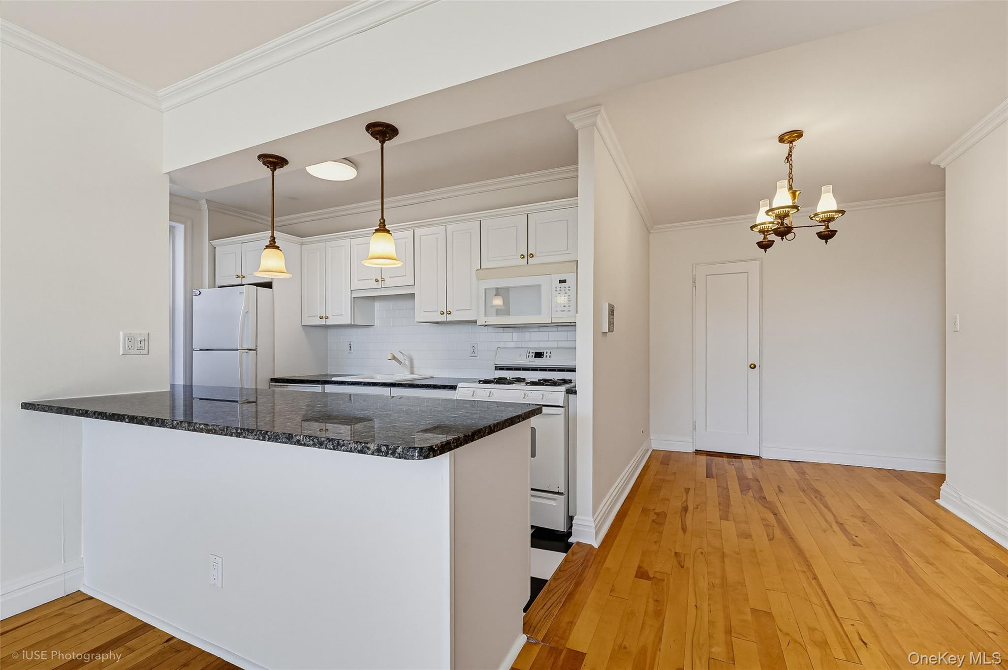 39-30 52nd Street, Unit 6F photo 5