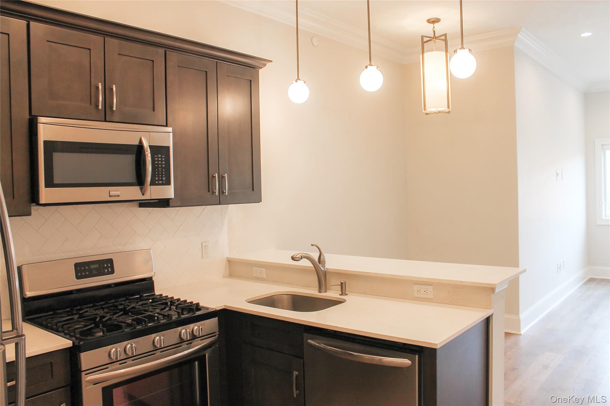 226 New York Avenue, Unit 307 photo 3