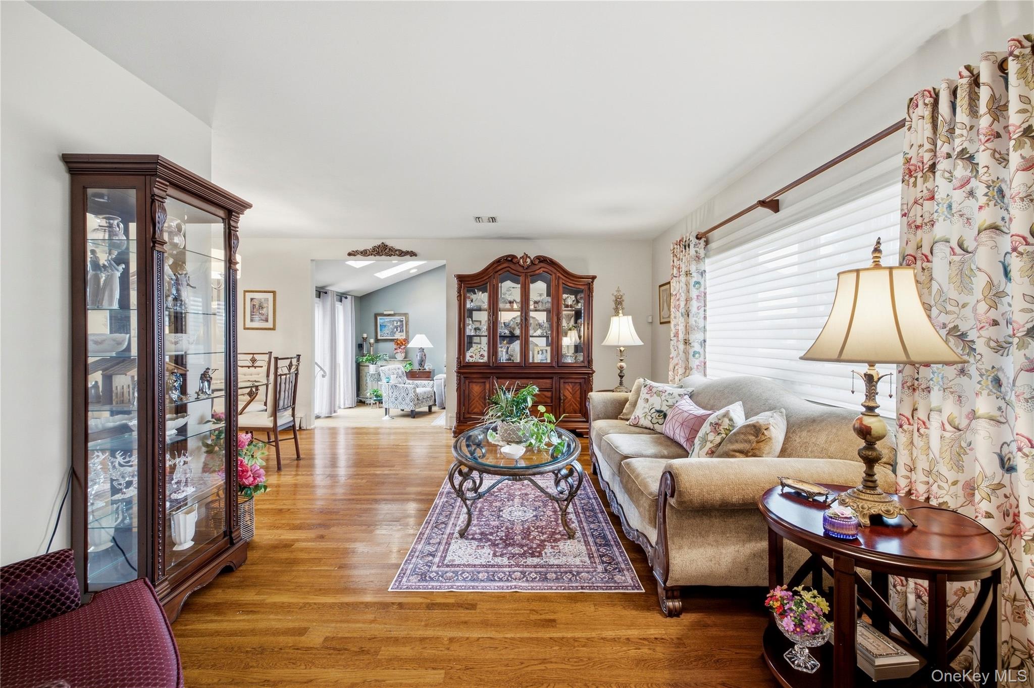 132 Yoakum Avenue – For Sale photo 4