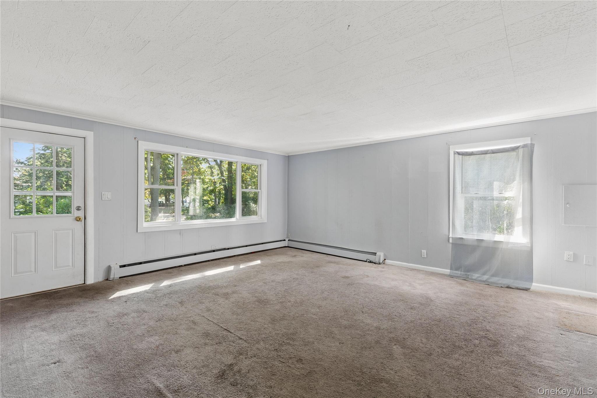 9 Plandome Place – For Sale photo 6