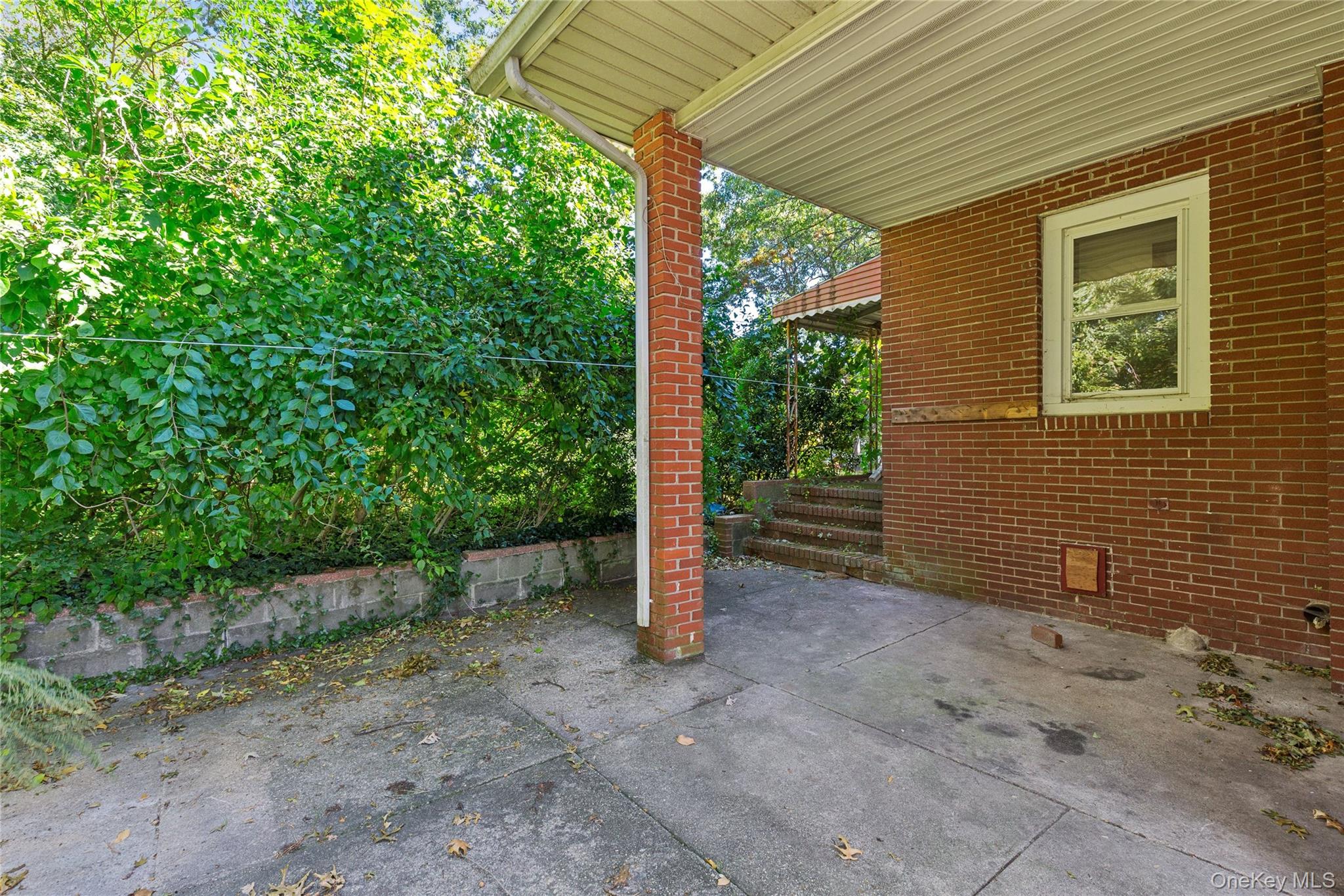 9 Plandome Place – For Sale photo 27