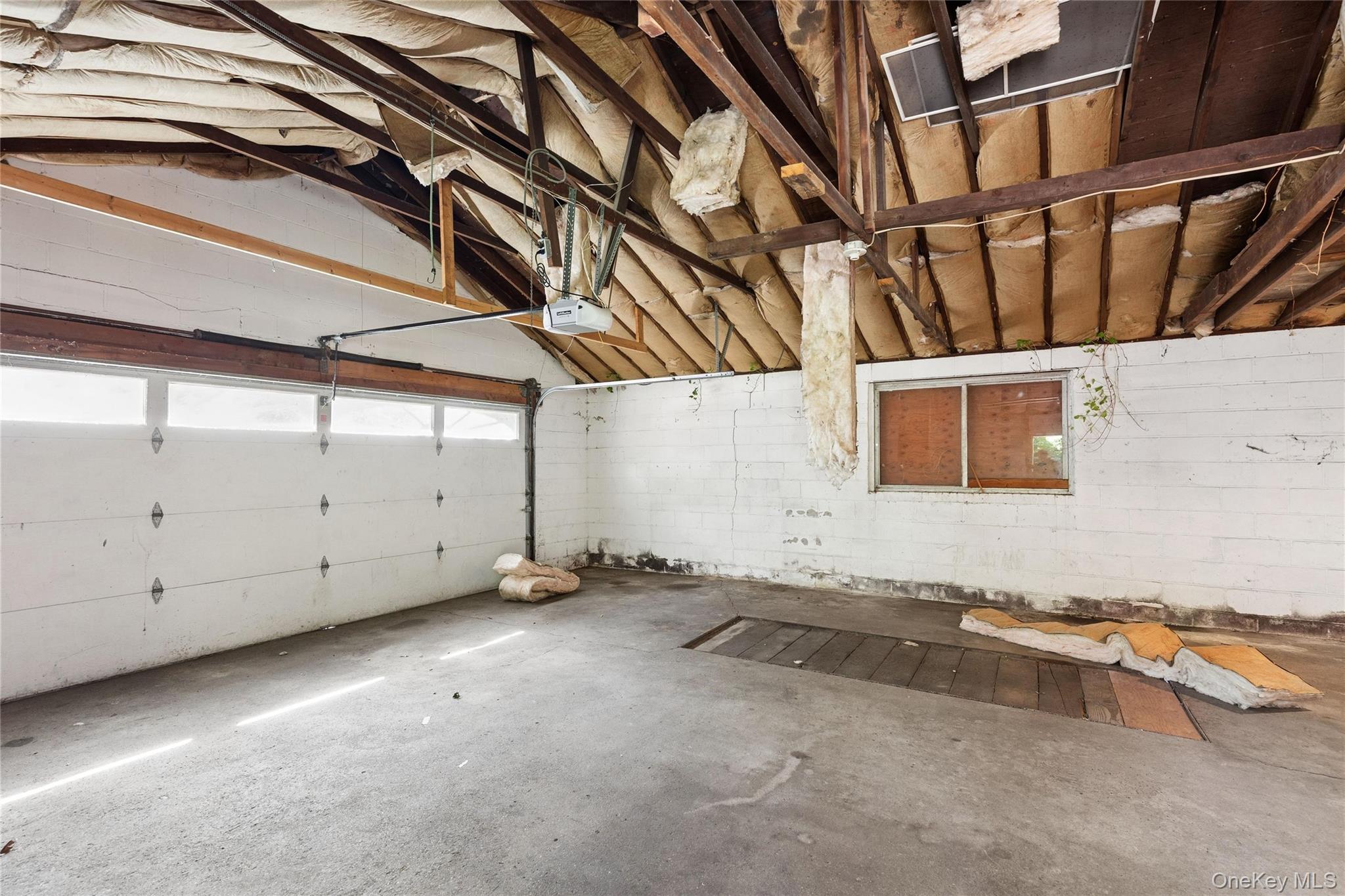 9 Plandome Place – For Sale photo 25