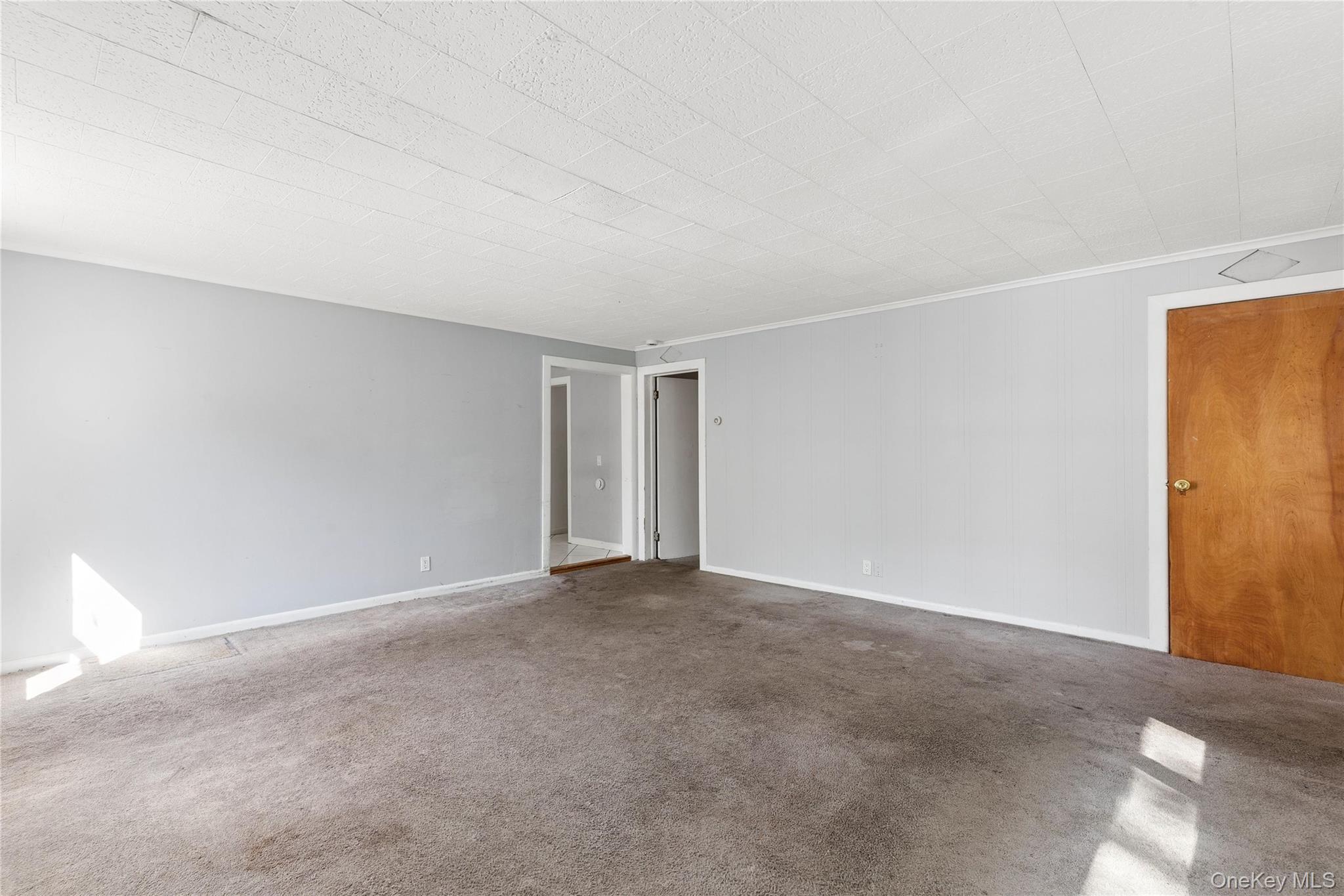 9 Plandome Place – For Sale photo 7