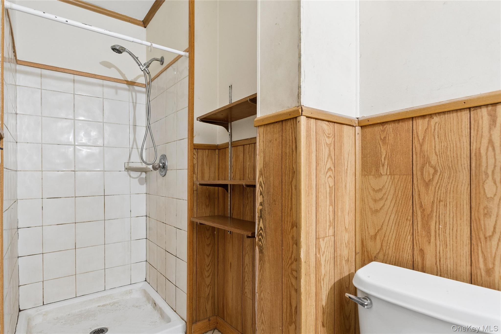 9 Plandome Place – For Sale photo 19