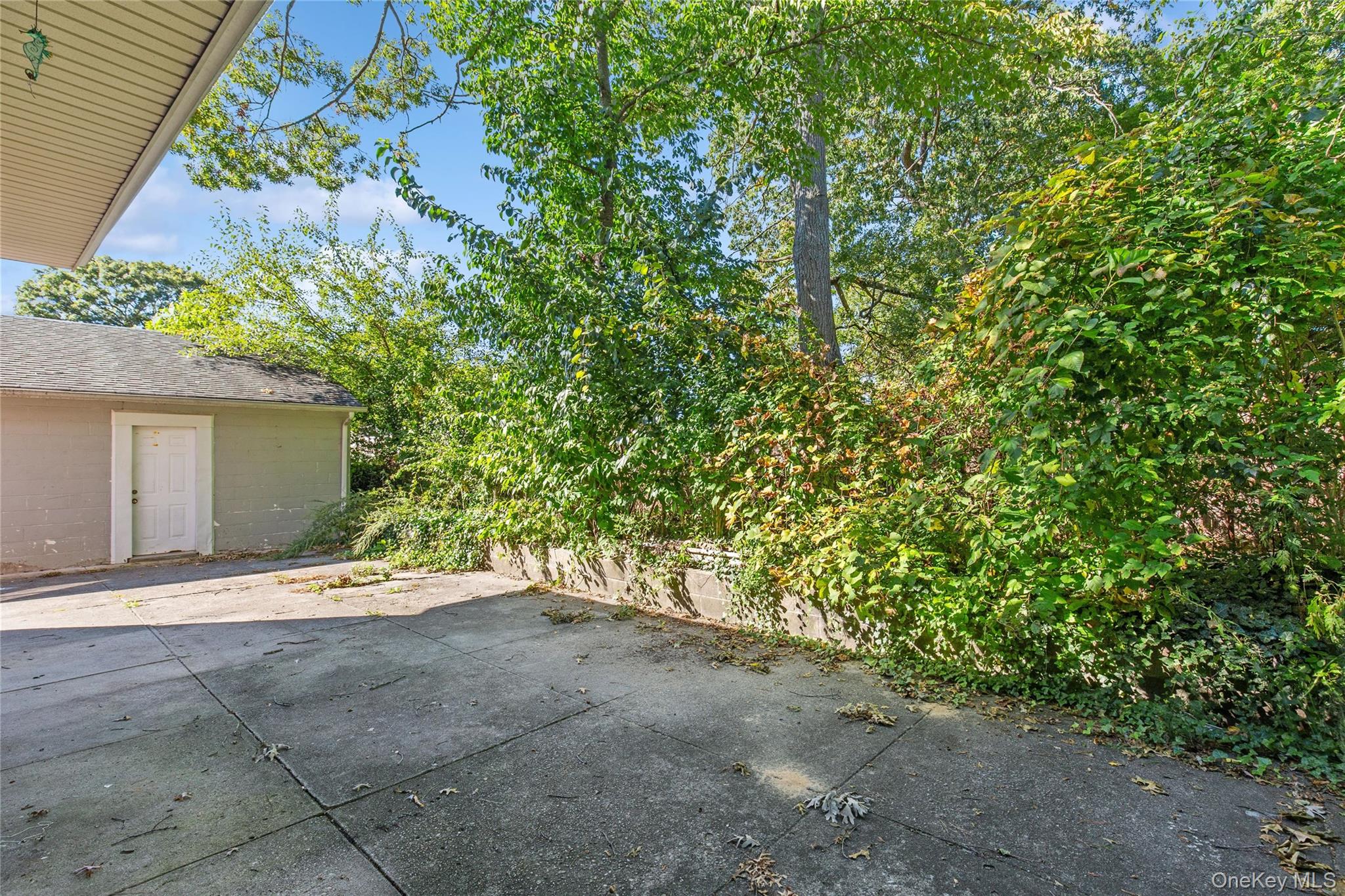 9 Plandome Place – For Sale photo 28