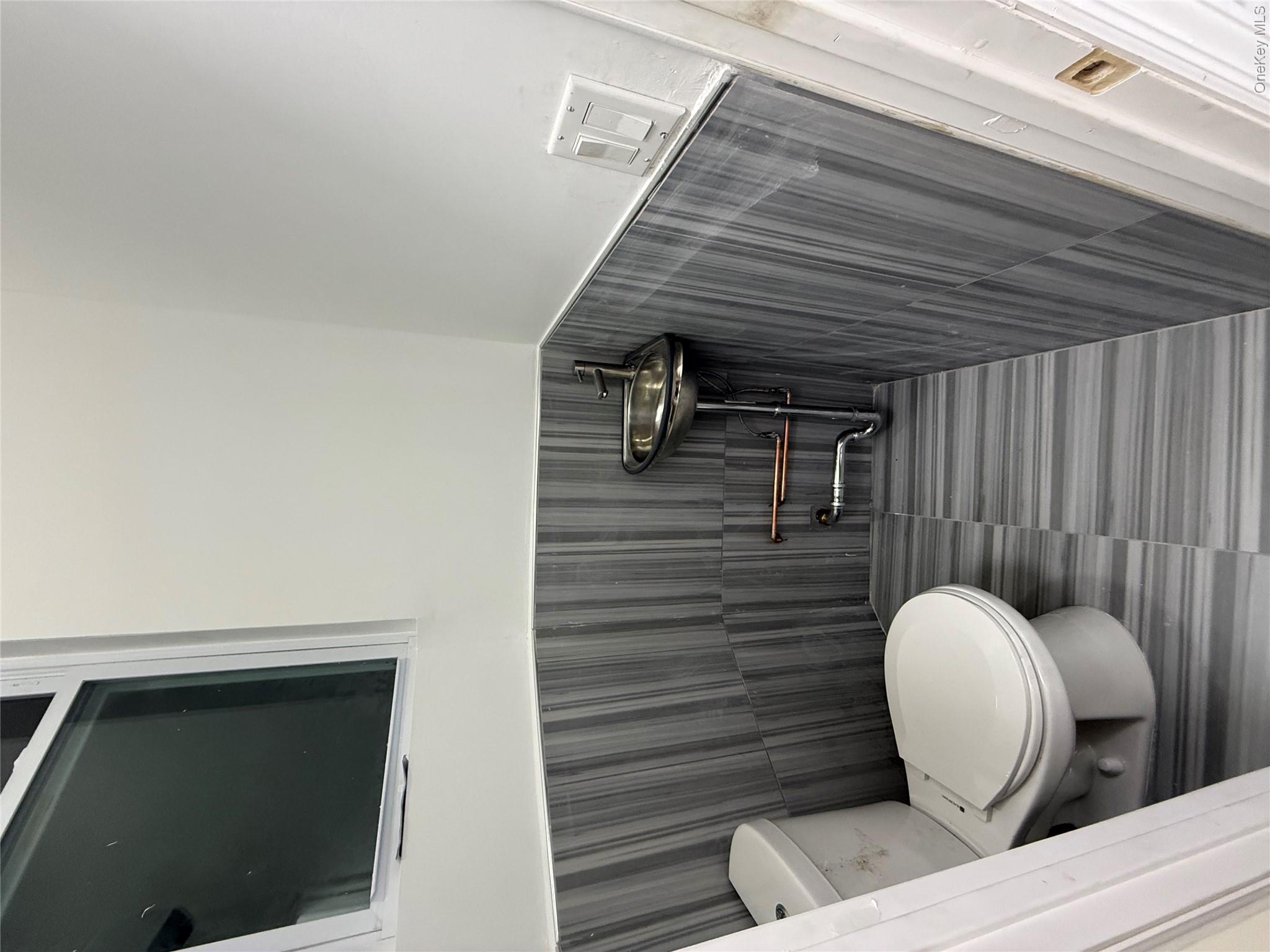 911 Avenue St John – For Rent photo 3