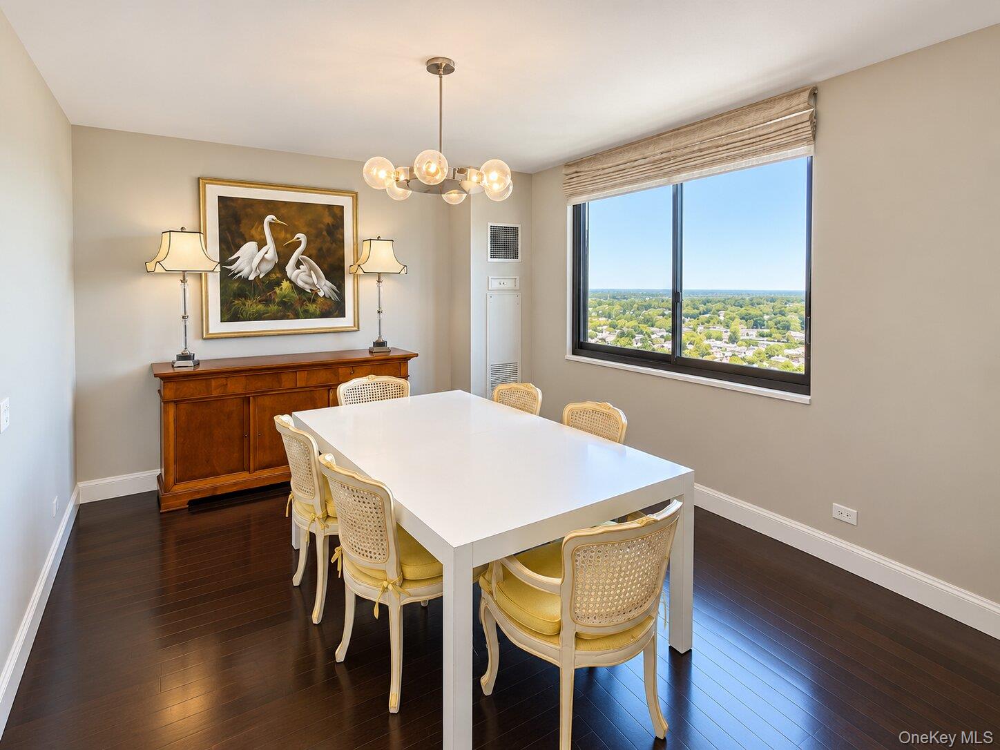 27010 Grand Central Parkway, Unit 28H photo 6