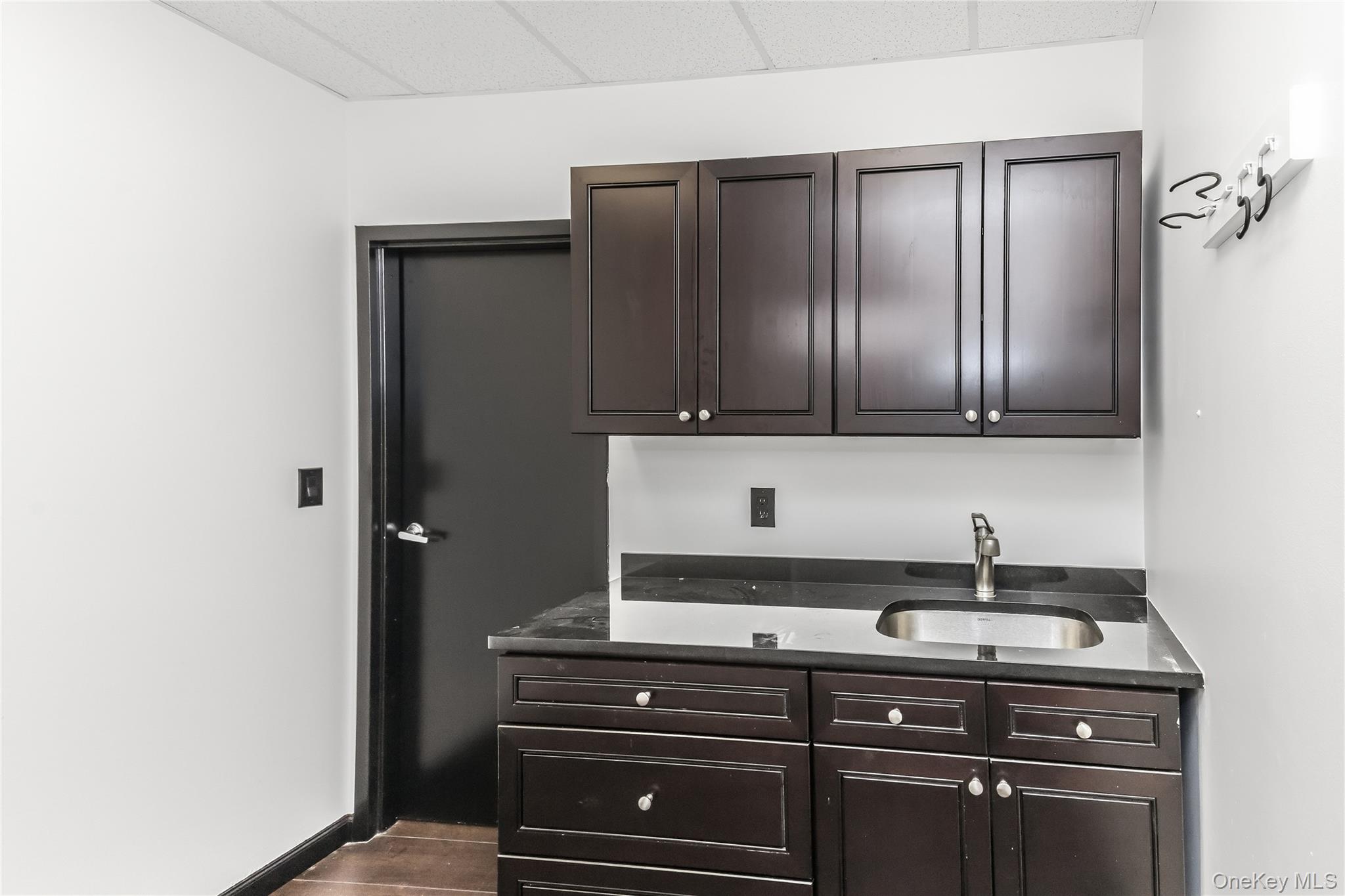 816 Hempstead Turnpike – For Rent photo 12