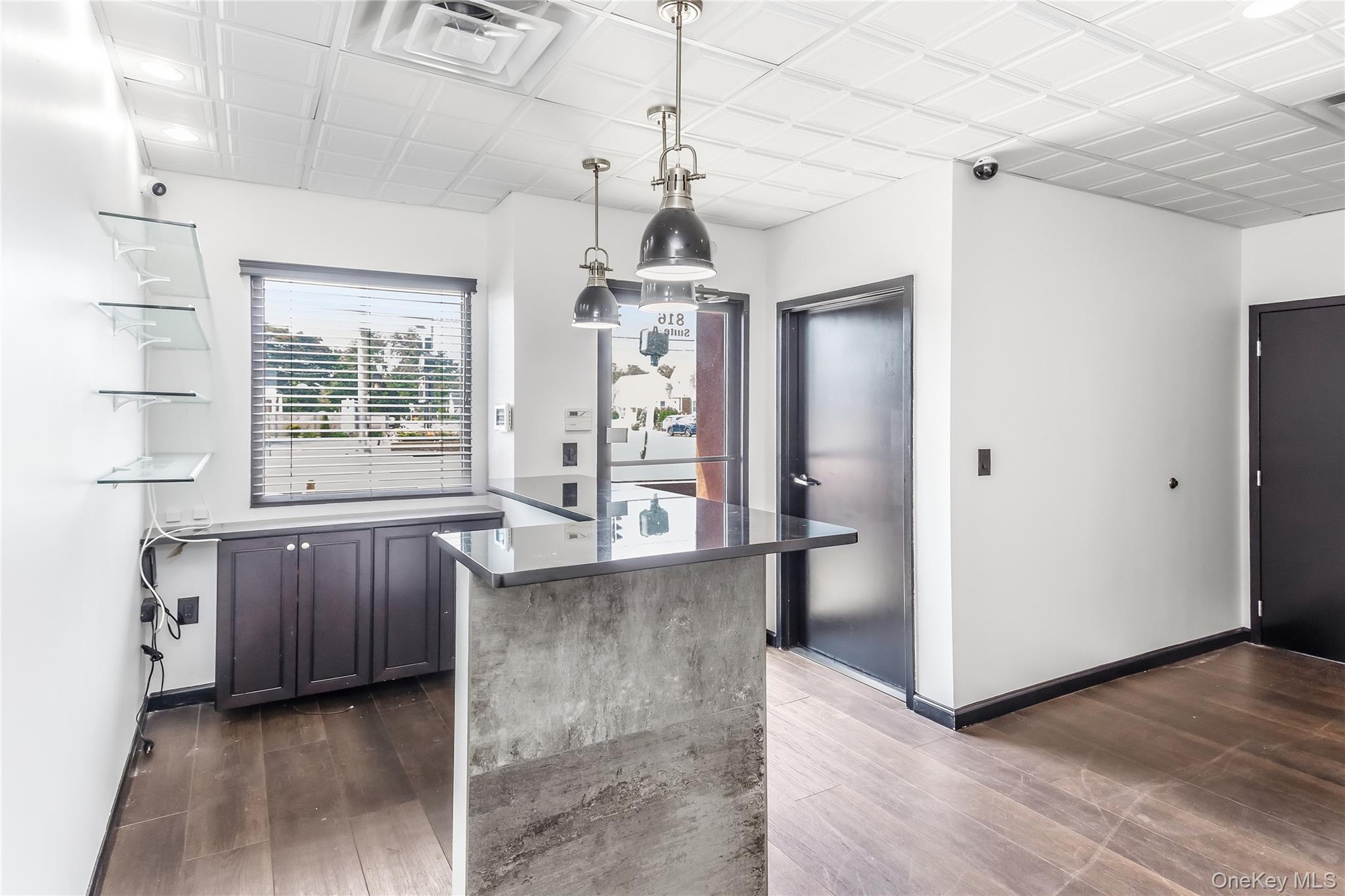 816 Hempstead Turnpike – For Rent photo 5
