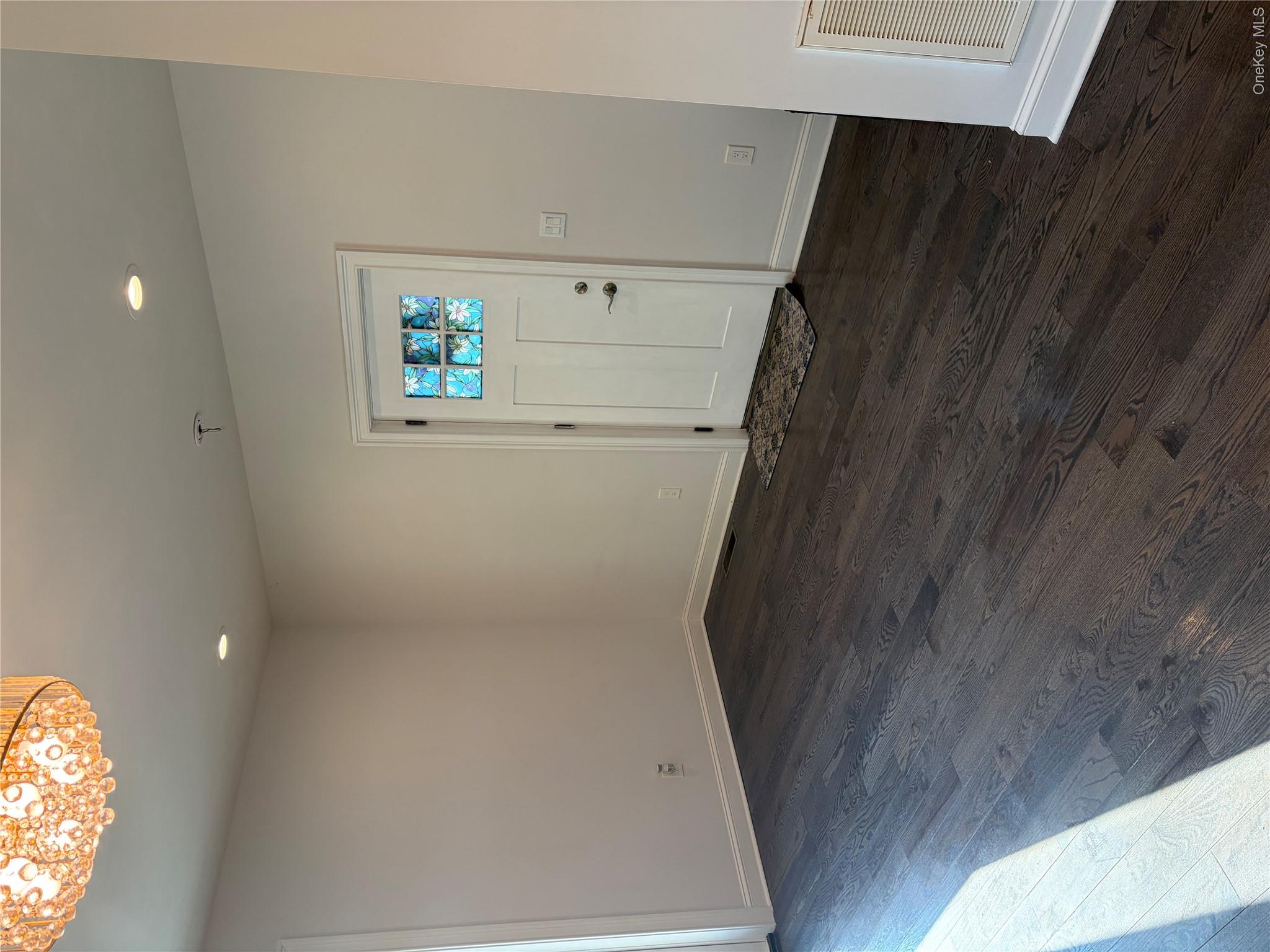 35 James Street – For Sale photo 2