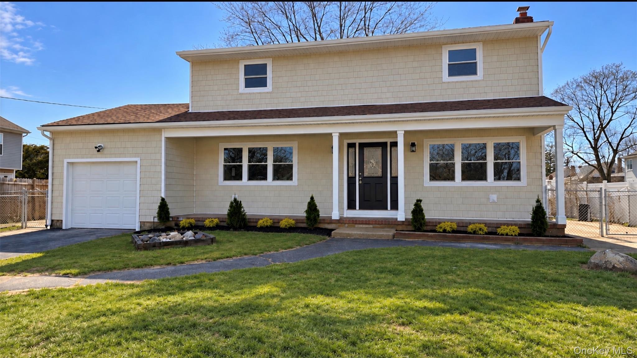 211 4th Avenue – For Sale