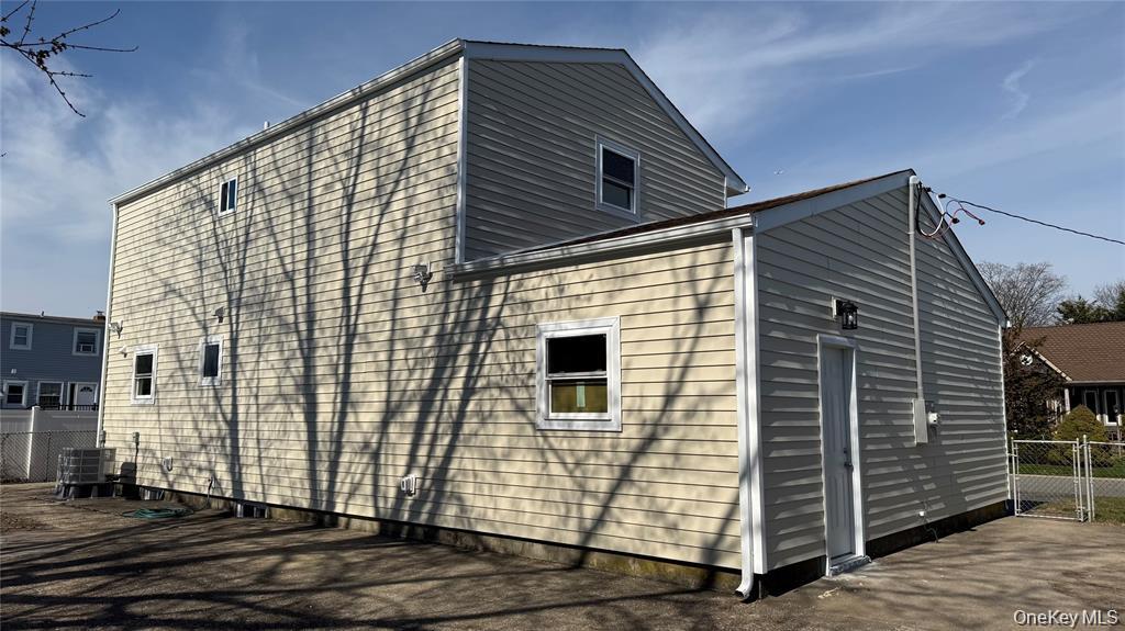211 4th Avenue – For Sale photo 5