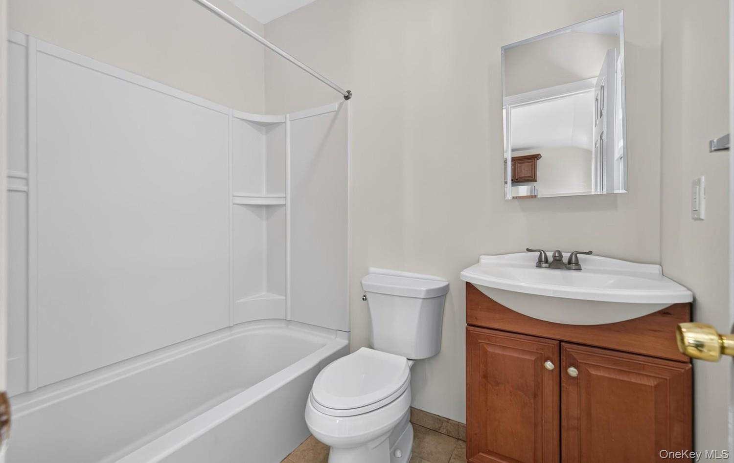 2 Austral Avenue – For Sale photo 16