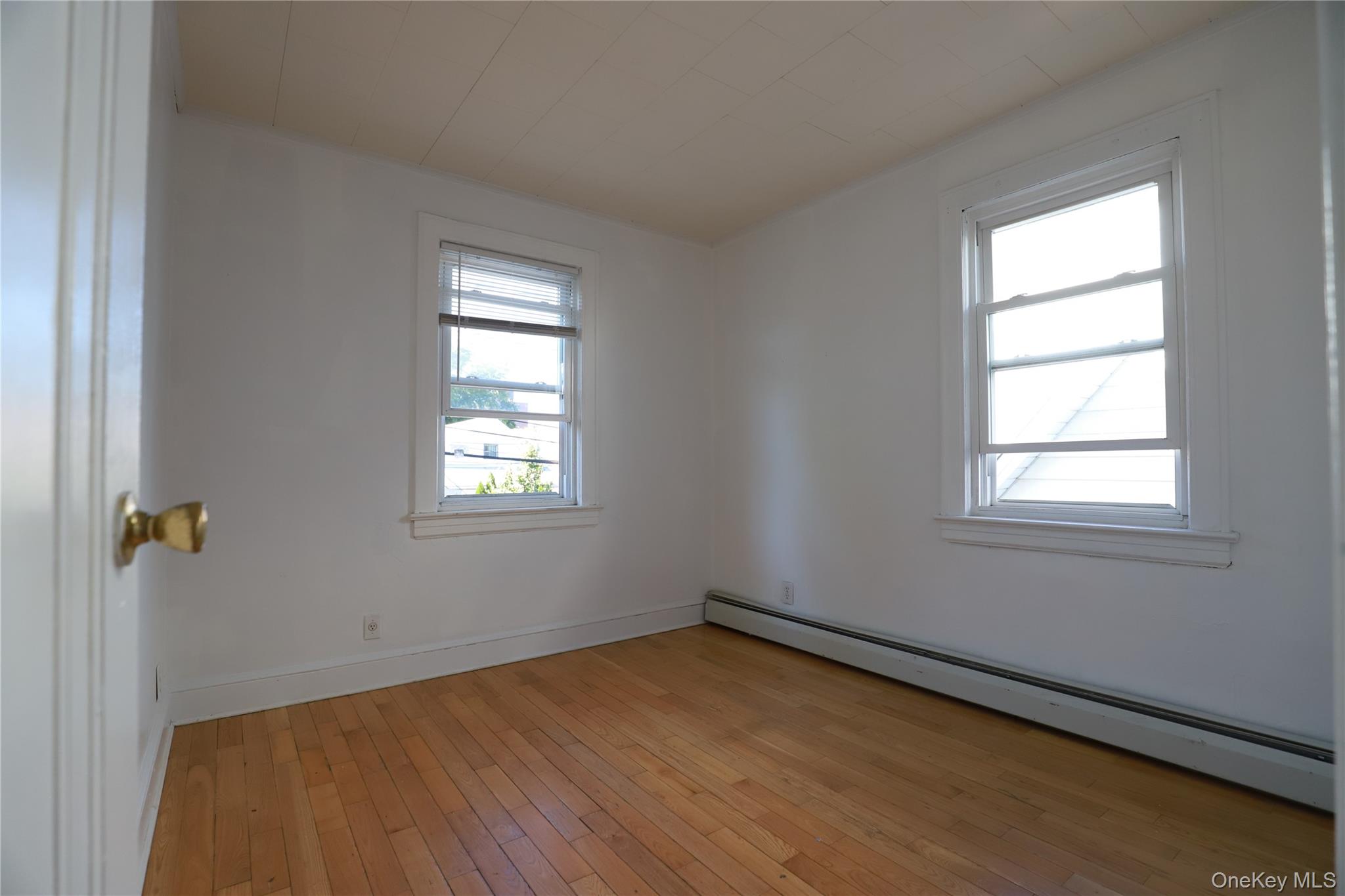 137-58 Kalmia Avenue – For Sale photo 8
