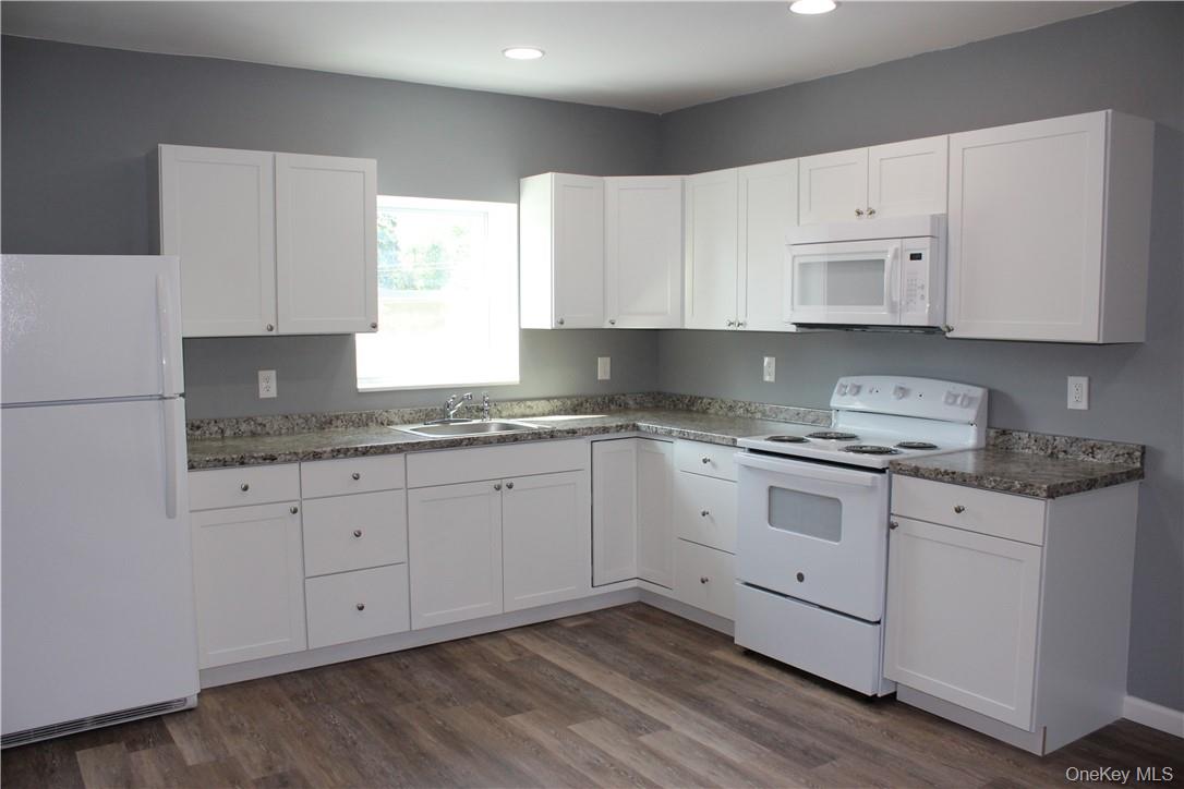 3144 Route 9W, Unit 3
