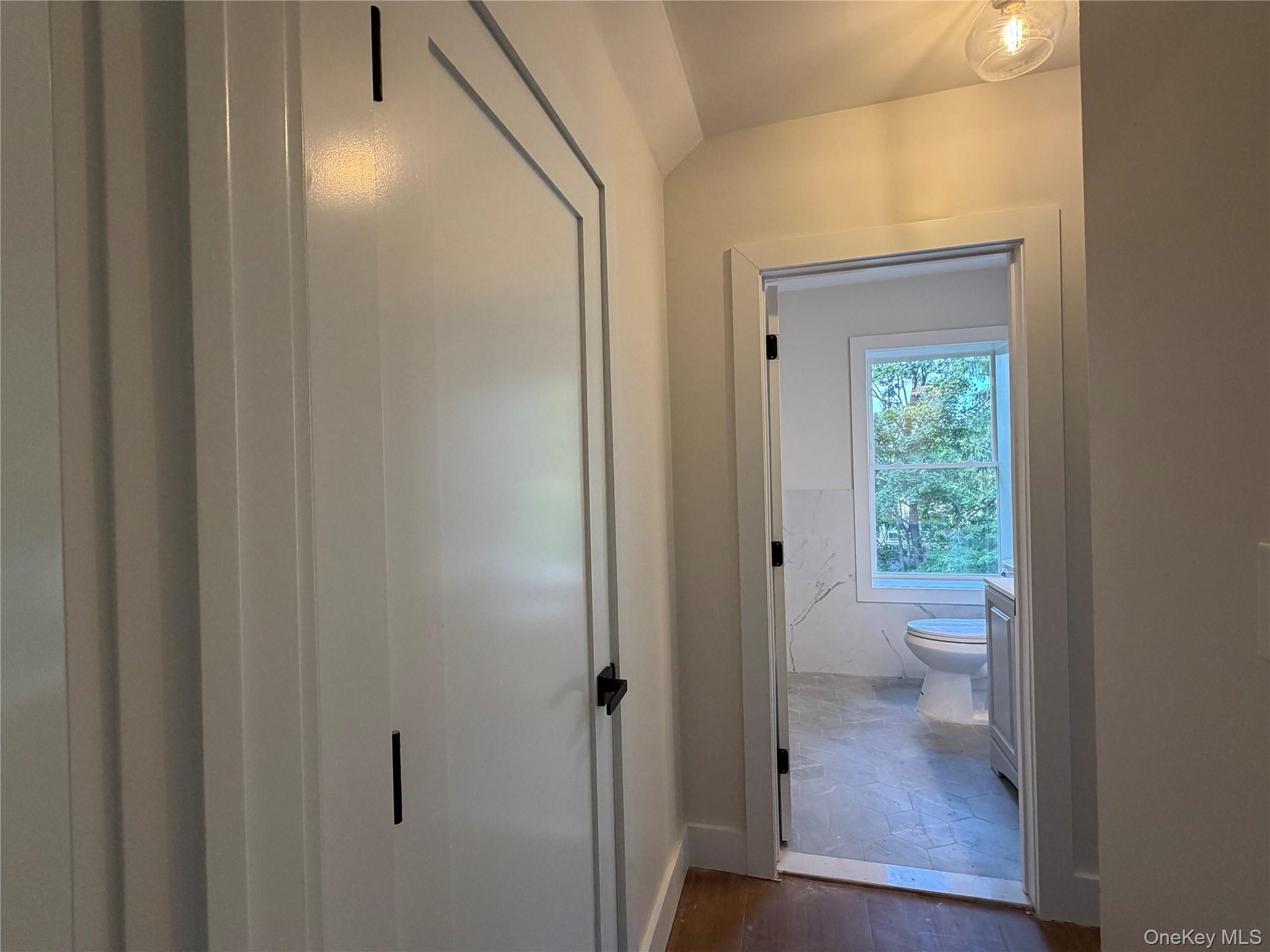 55 Bona Ventura Avenue, Unit 2 photo 18