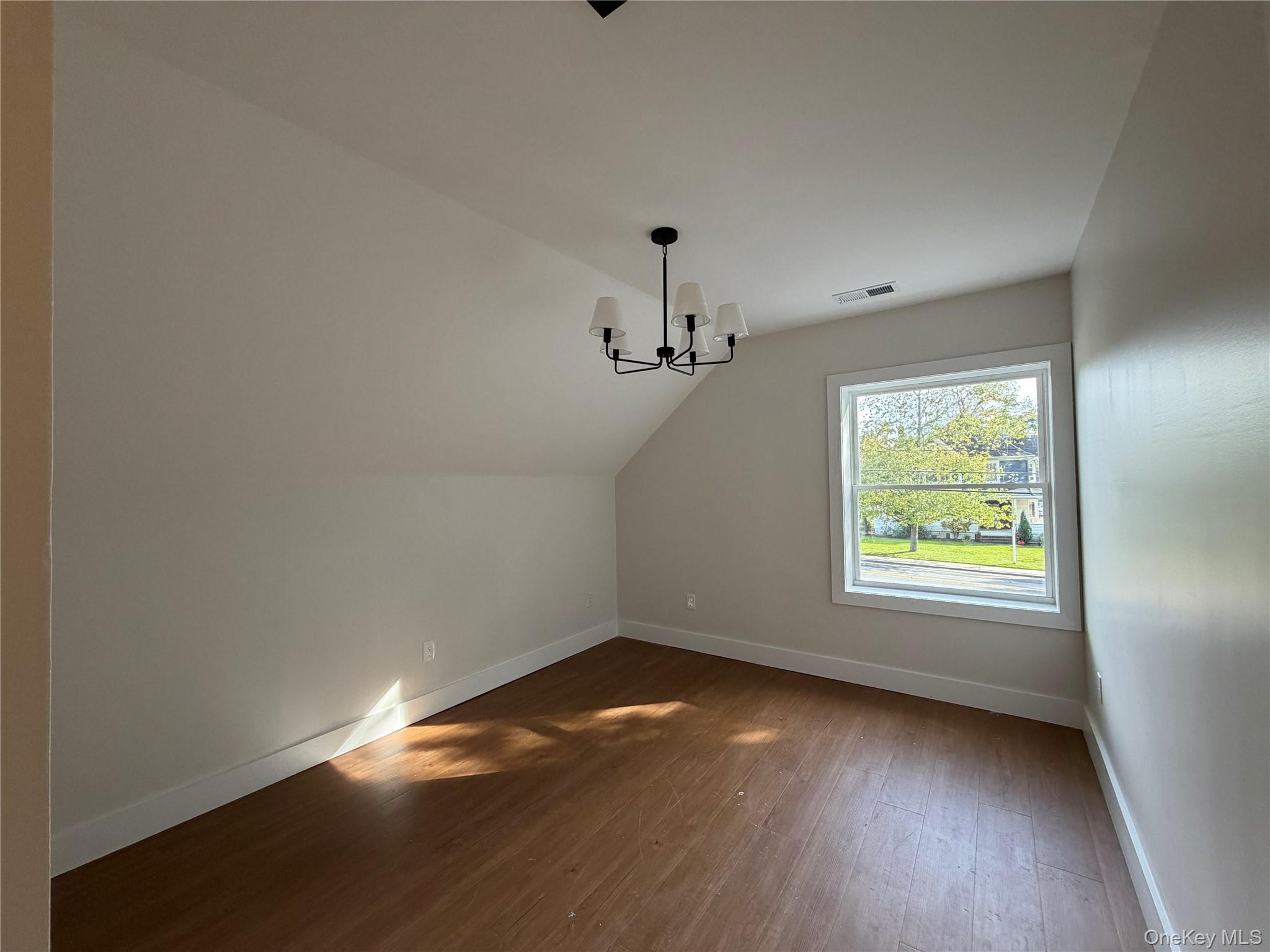 55 Bona Ventura Avenue, Unit 2 photo 11