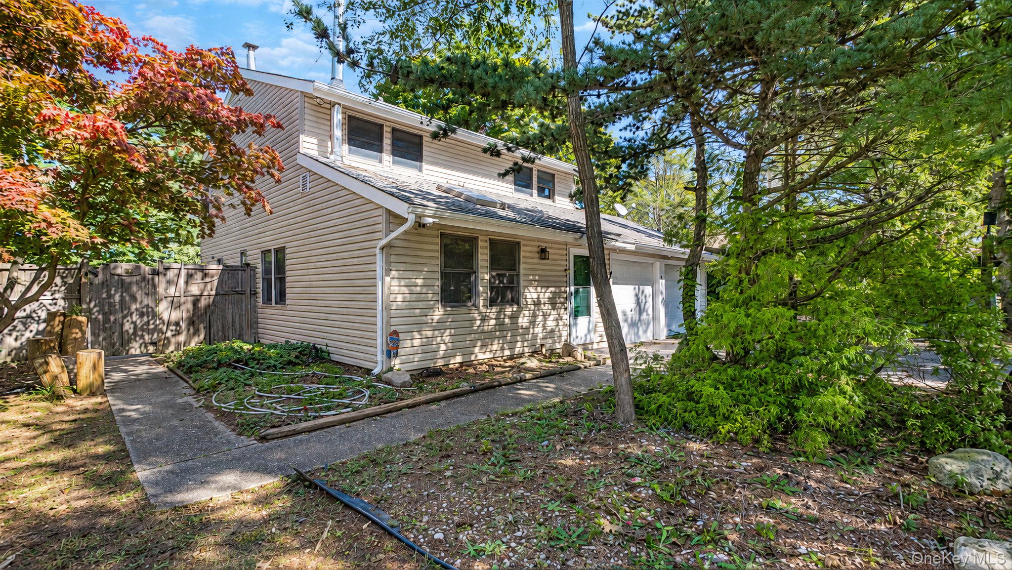 54 Rustic Avenue – For Sale photo 2